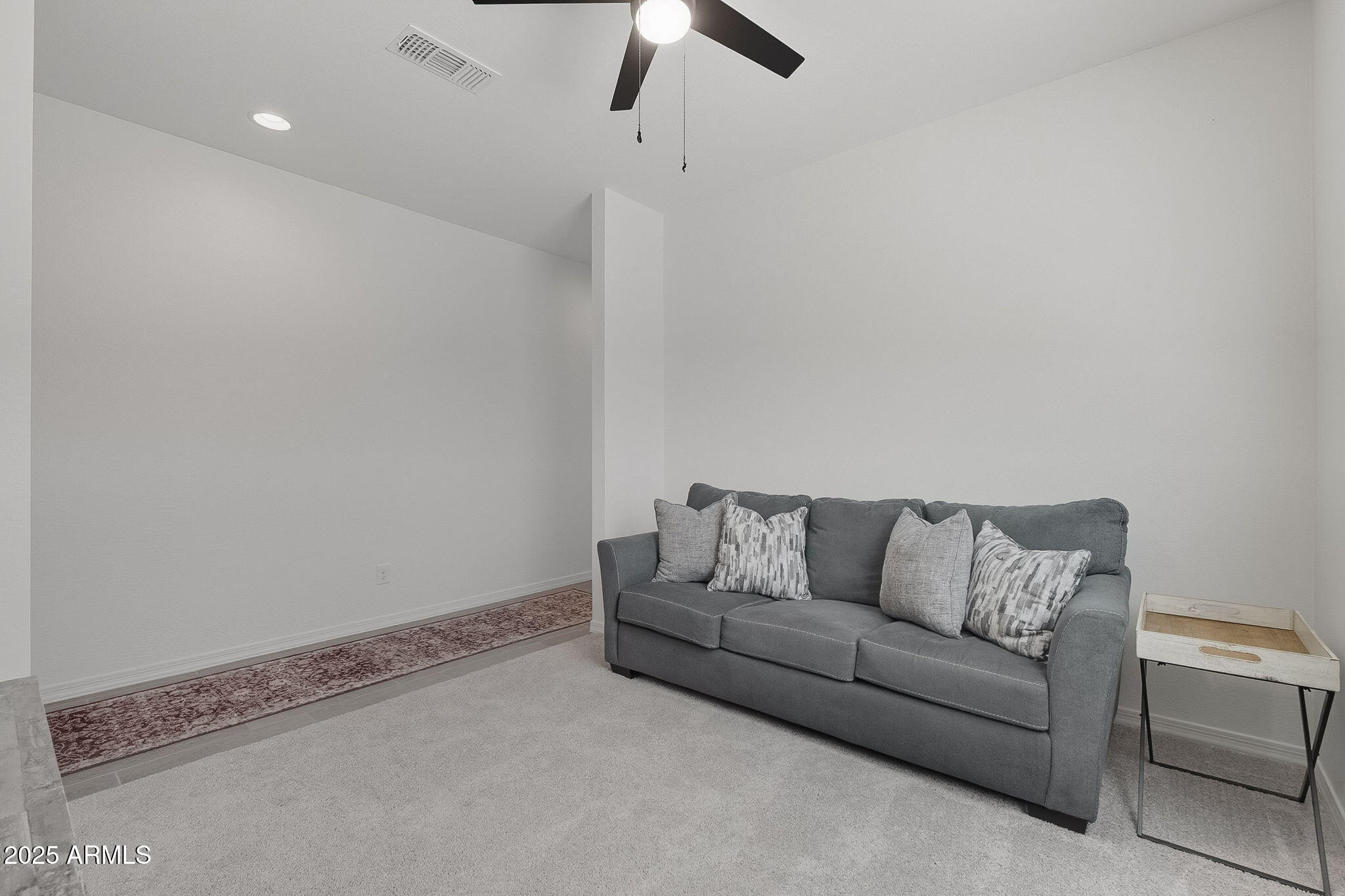 11449 E UNITY Avenue