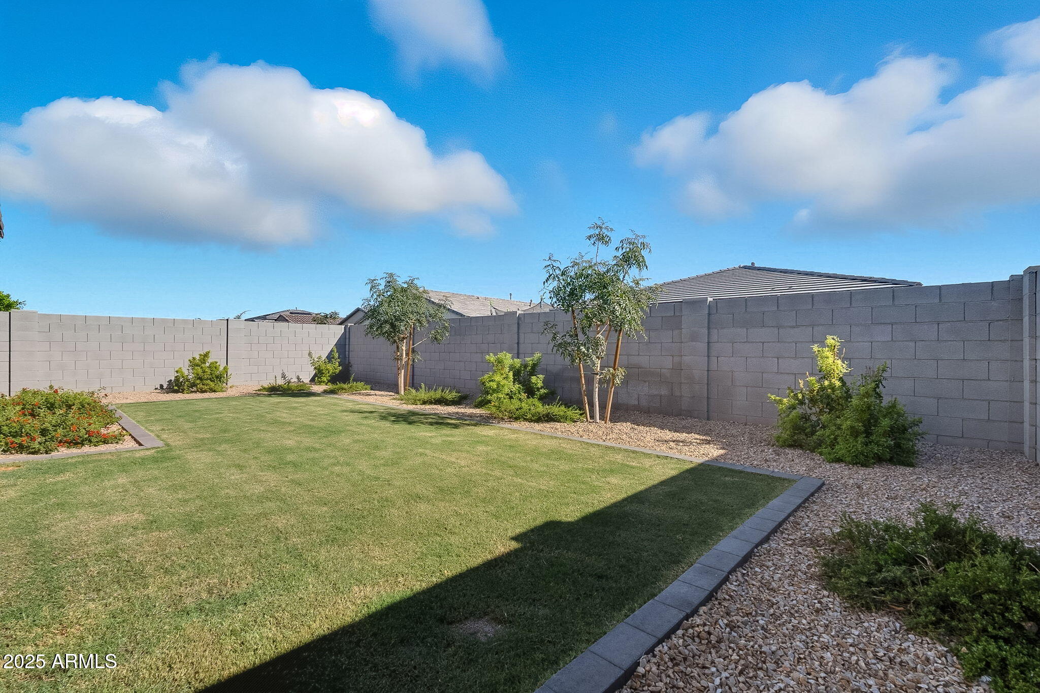 11449 E UNITY Avenue