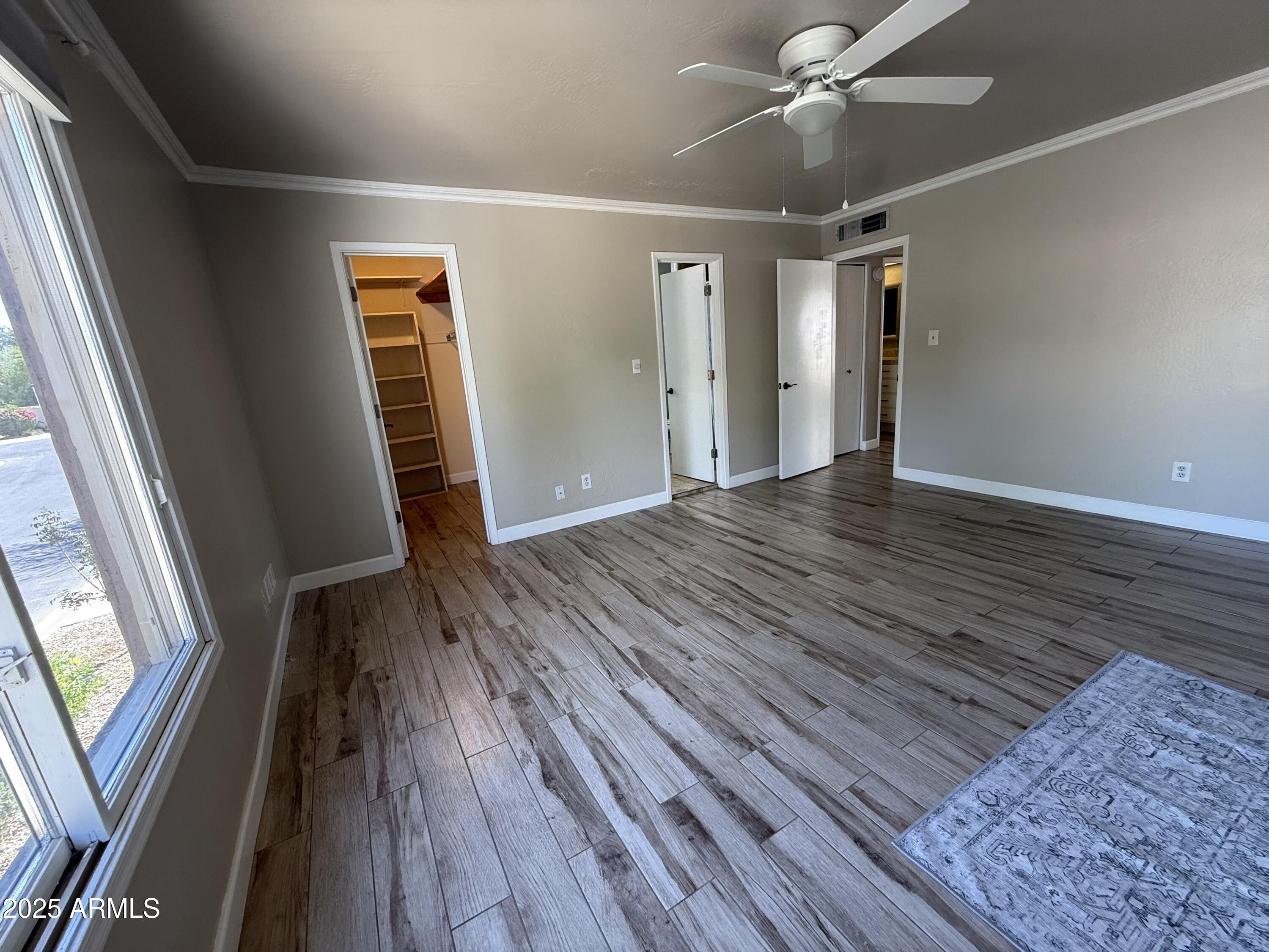 7812 E Pleasant Run