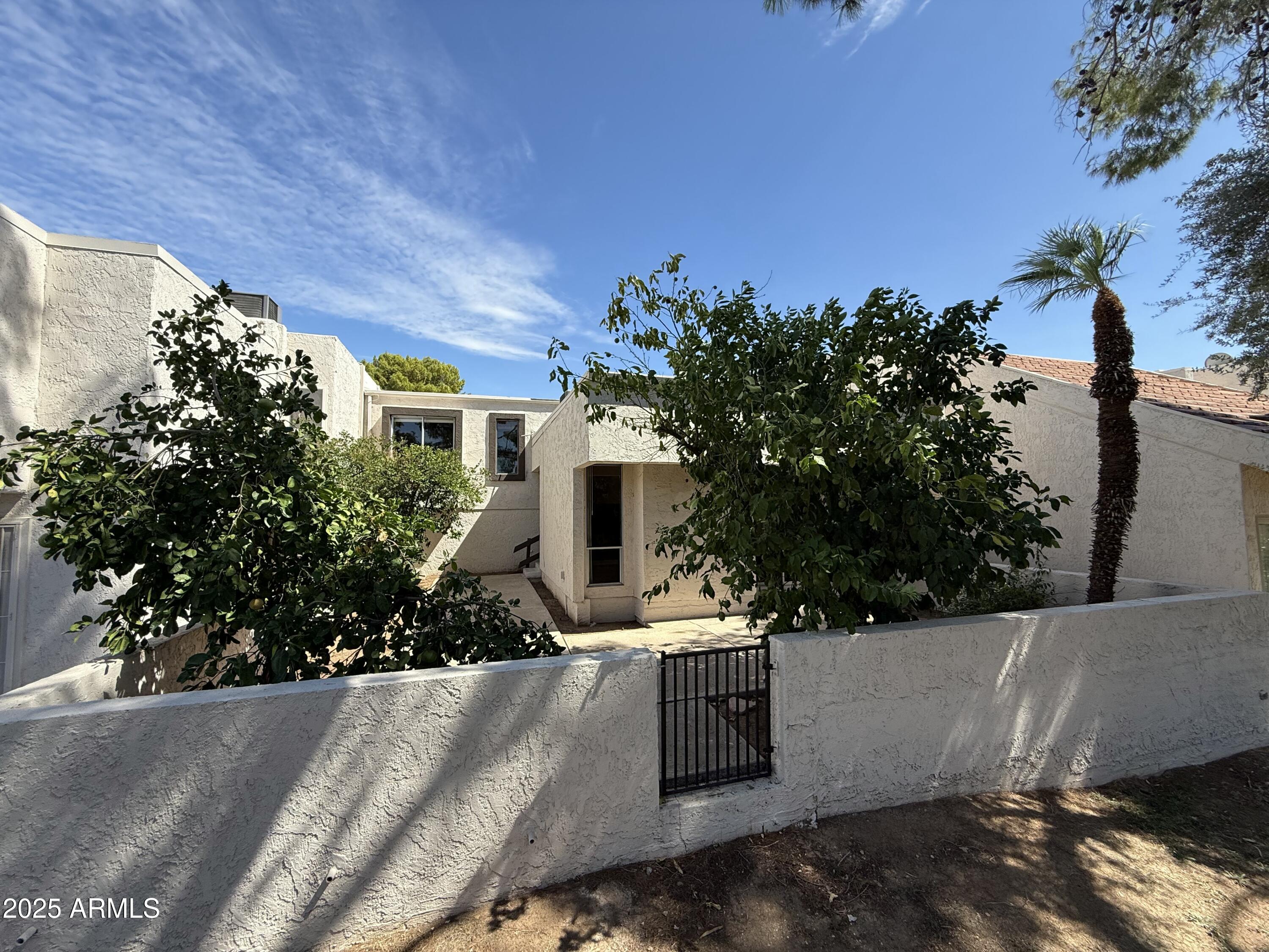 7812 E Pleasant Run