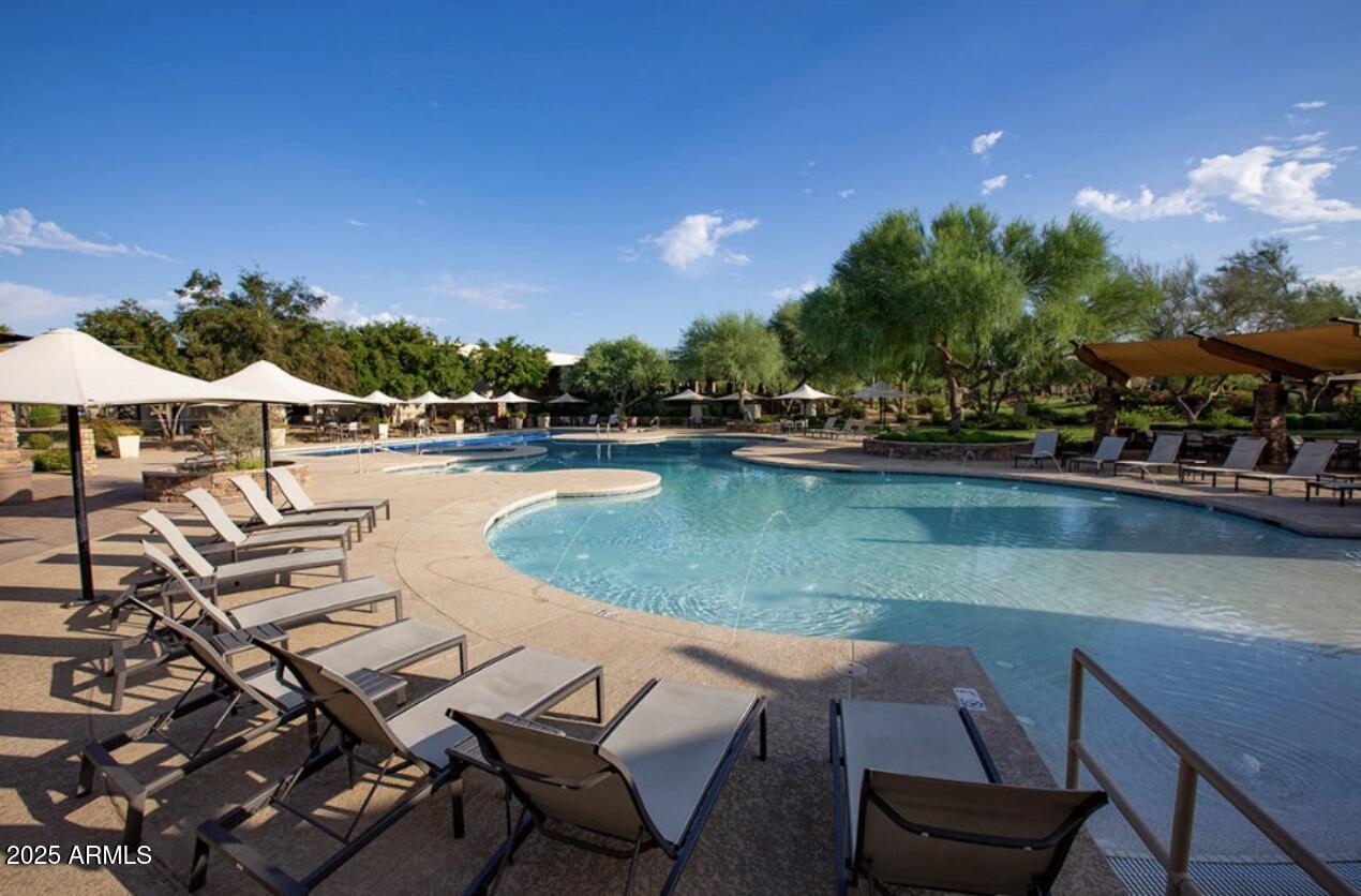 3935 E ROUGH RIDER Road, 1057