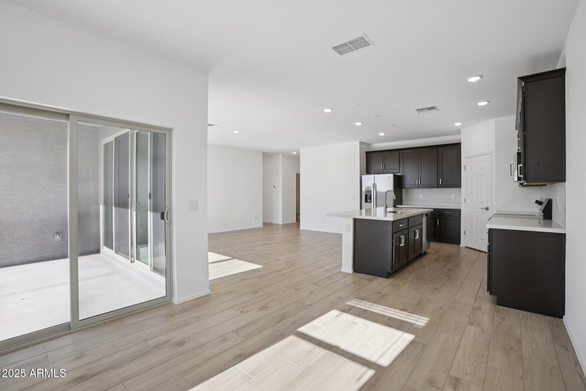 24169 W BOWKER Street