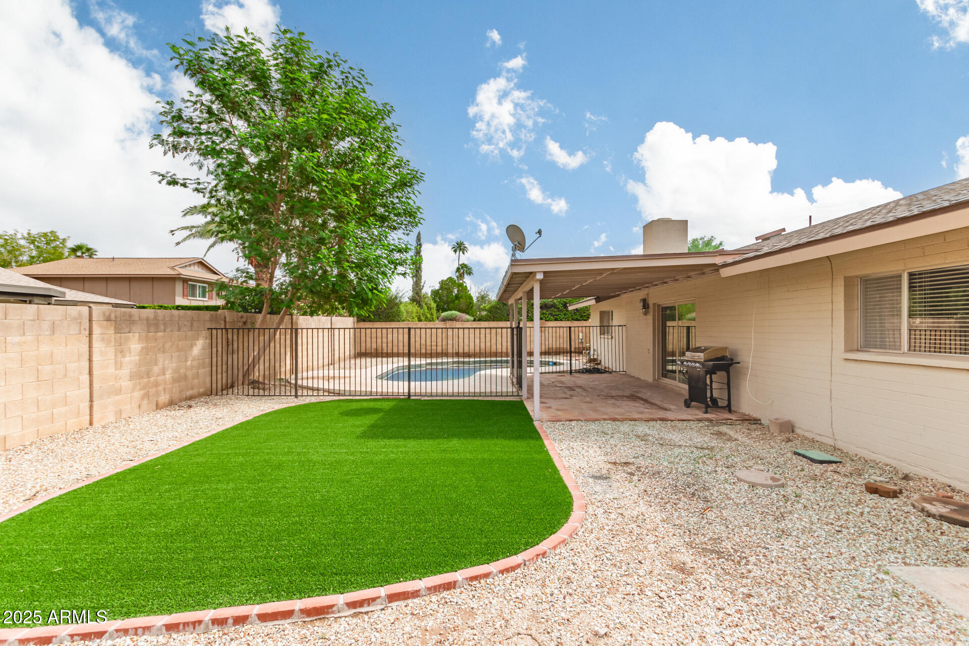 8308 E BUENA TERRA Way