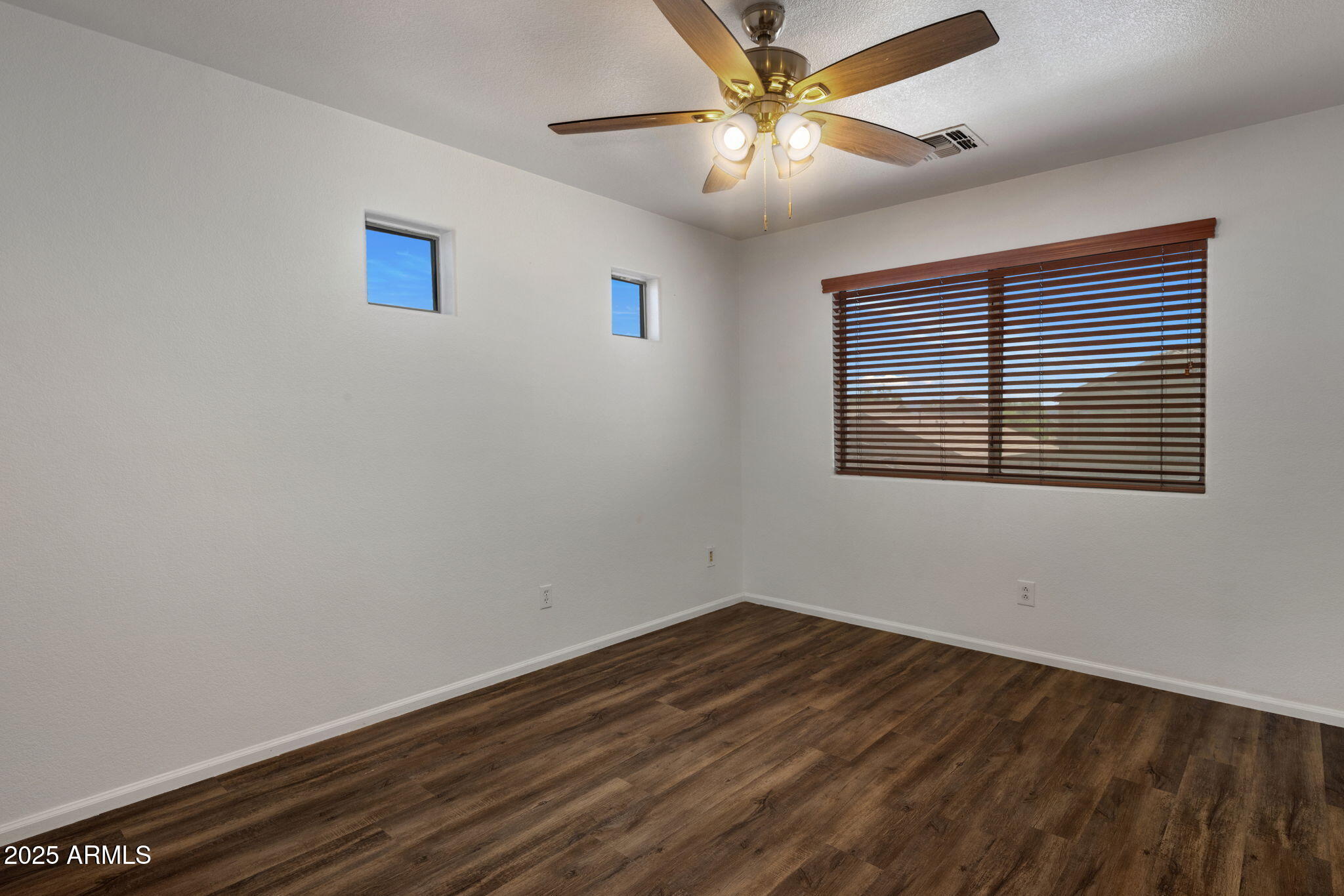 16008 W DURANGO Street