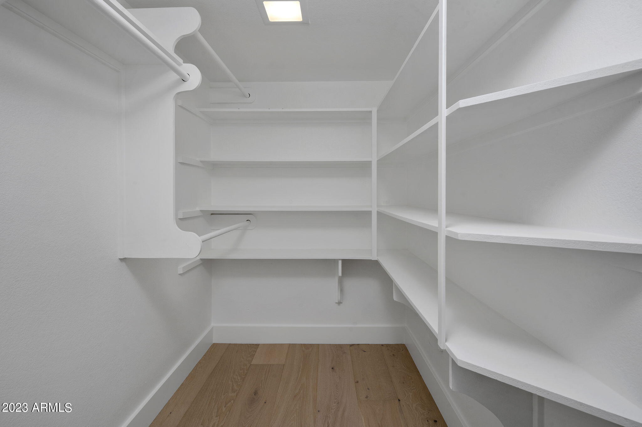 8166 E DEL CADENA Drive