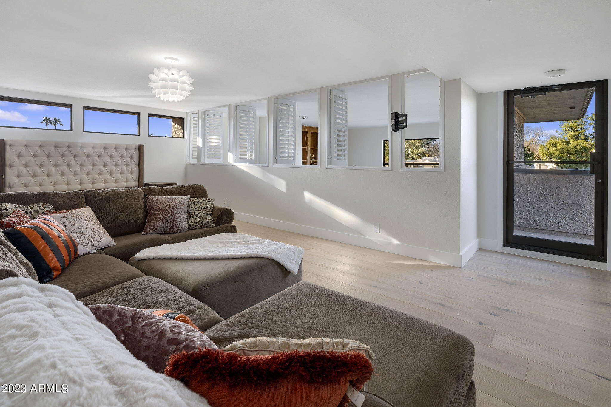 8166 E DEL CADENA Drive