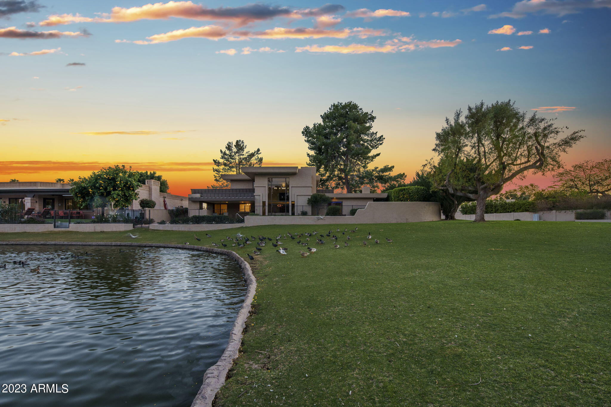 8166 E DEL CADENA Drive