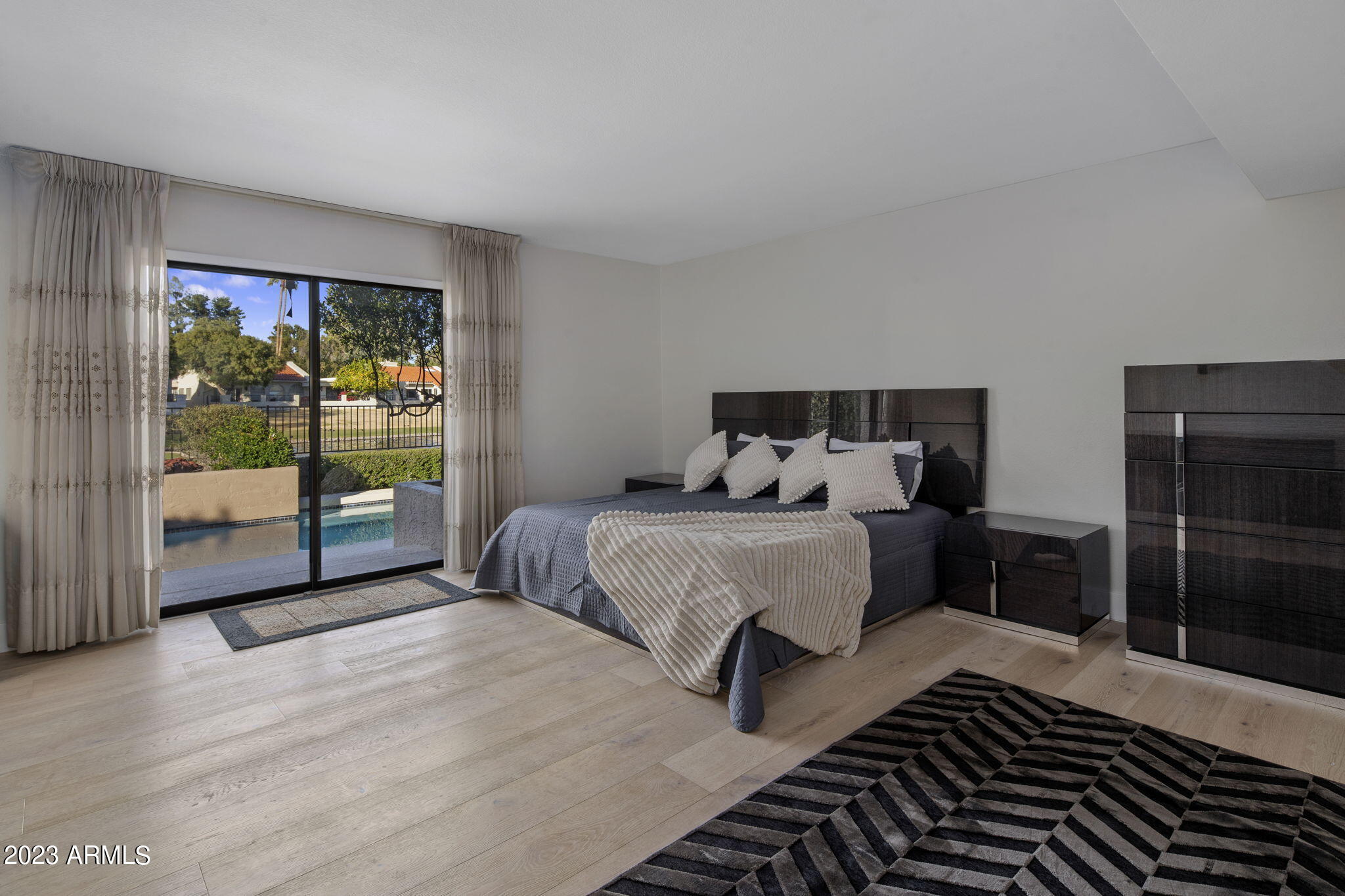 8166 E DEL CADENA Drive