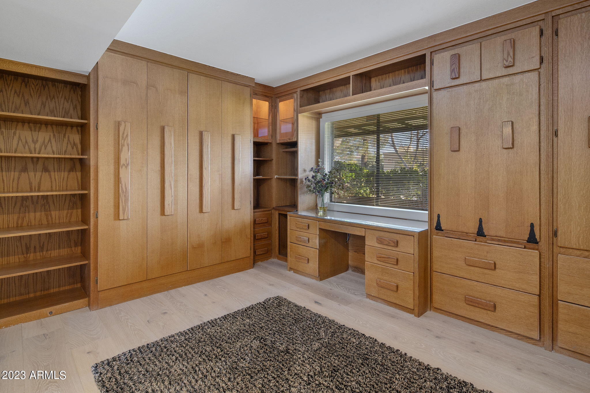 8166 E DEL CADENA Drive