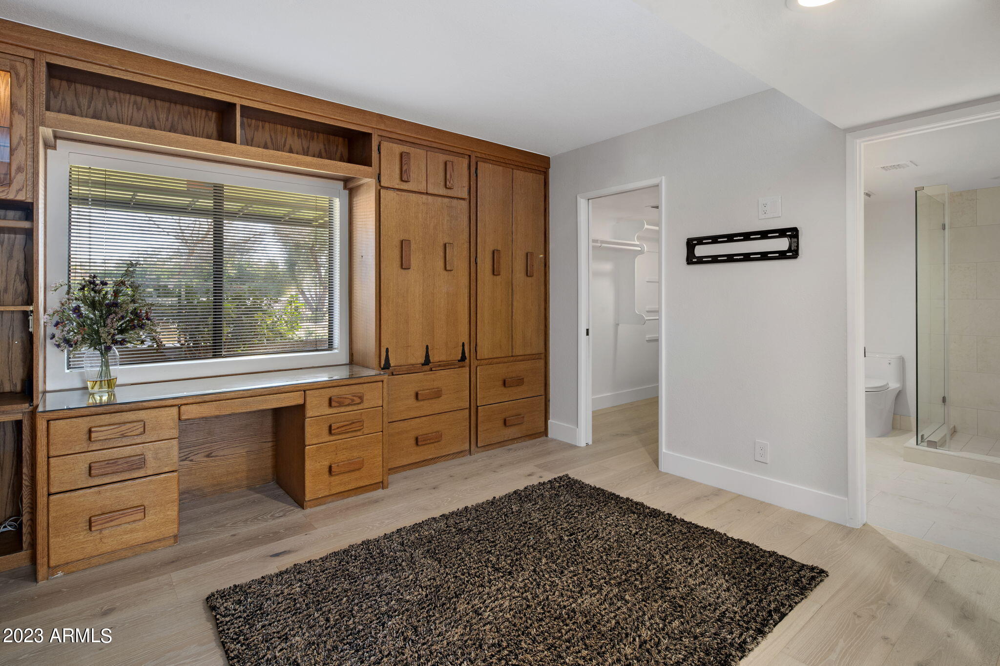 8166 E DEL CADENA Drive