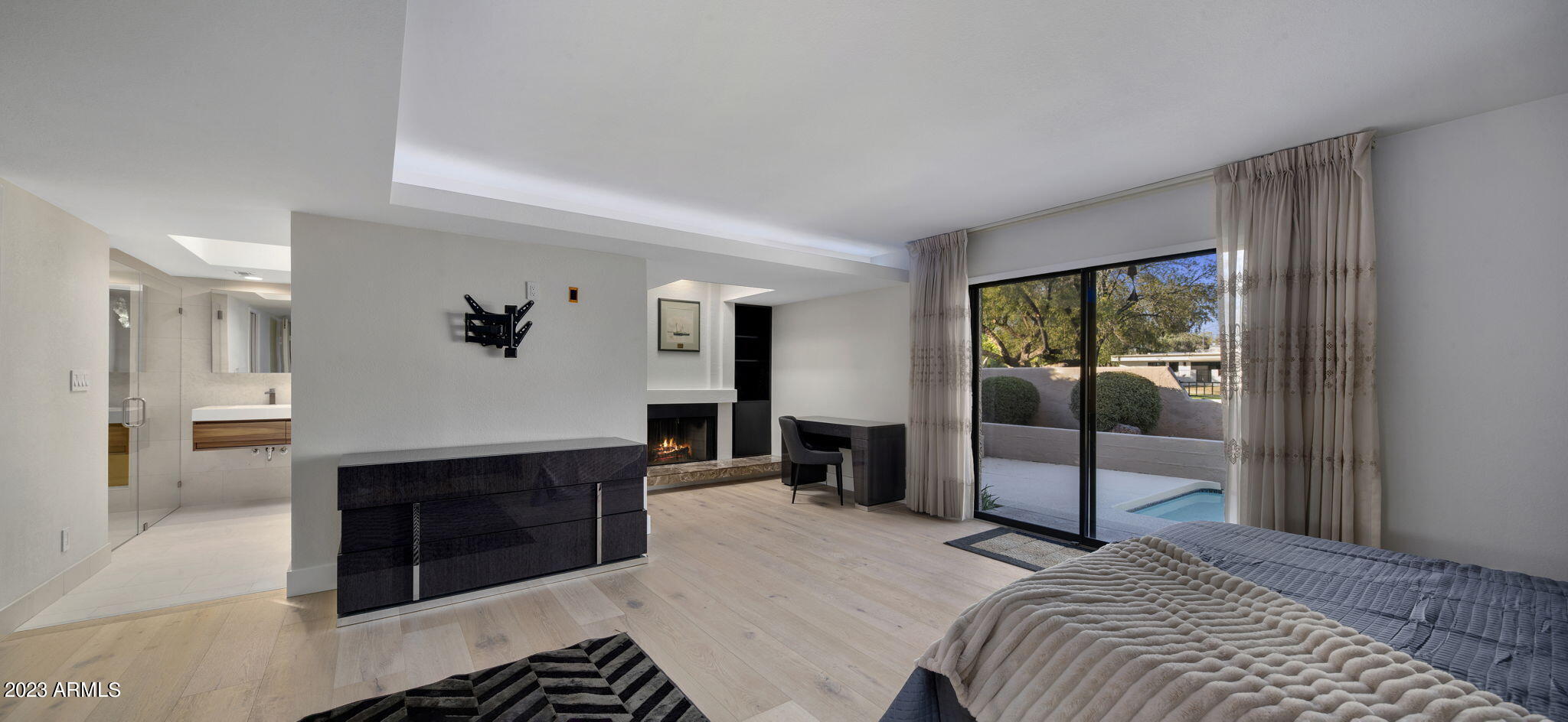 8166 E DEL CADENA Drive