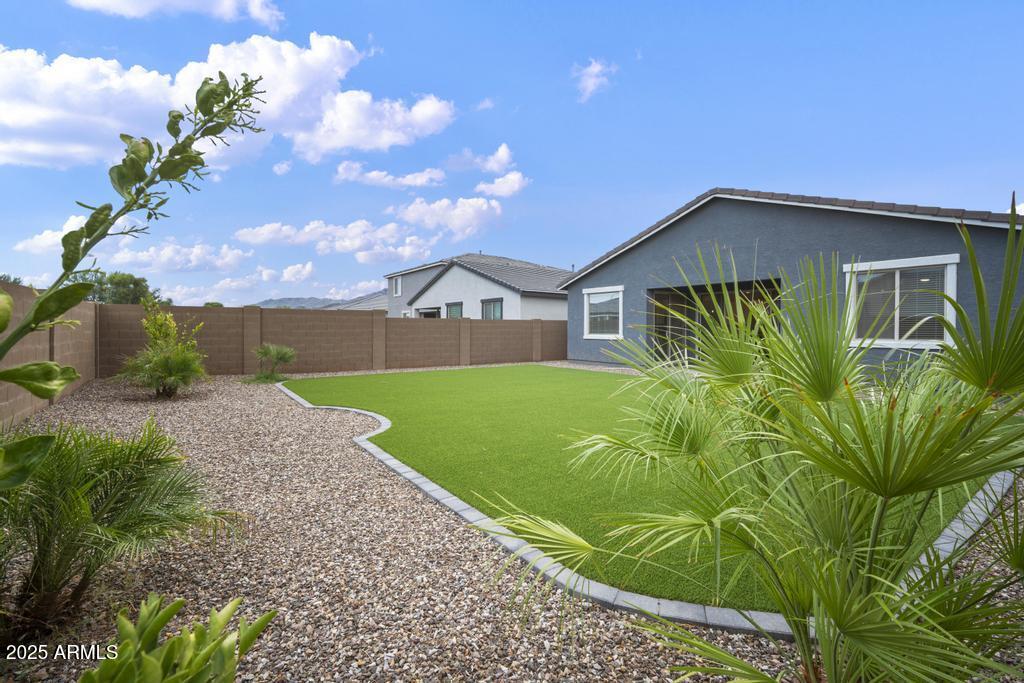 5626 W ALTA MESA Avenue