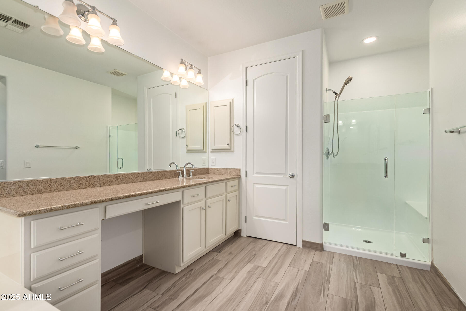 3710 E MATTHEW Drive