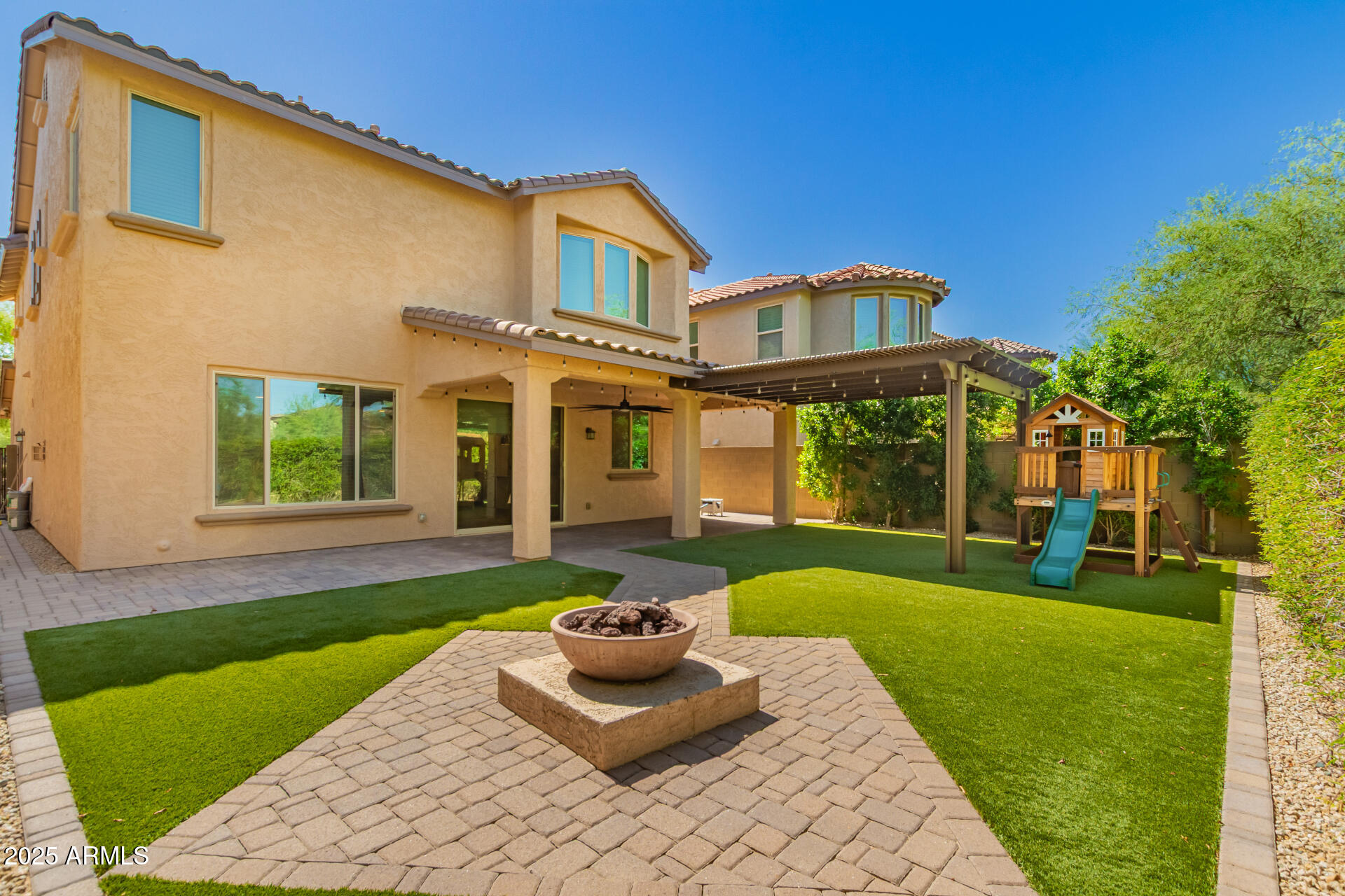 3710 E MATTHEW Drive