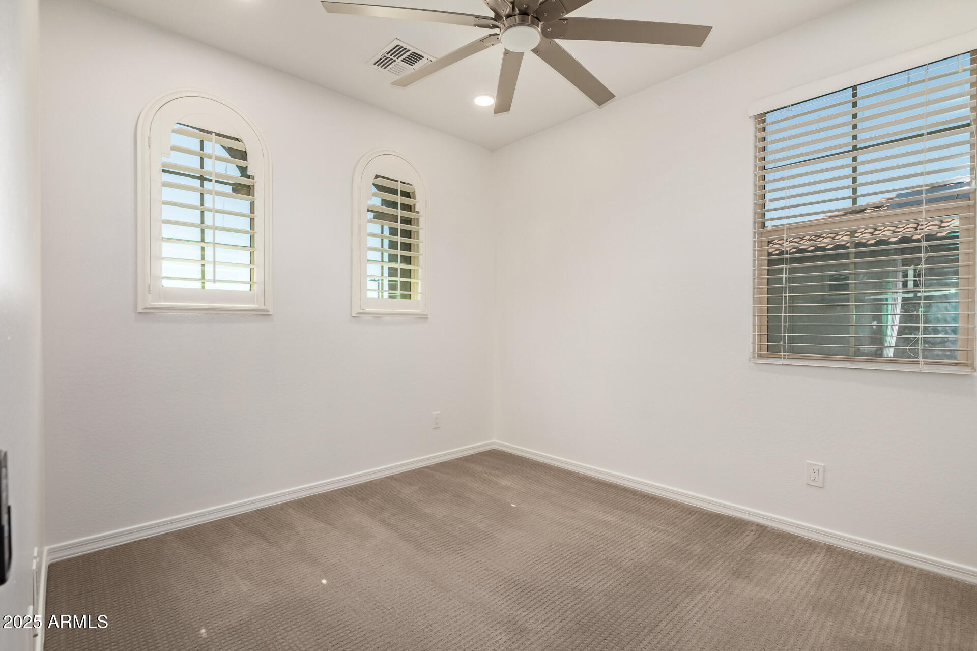 3710 E MATTHEW Drive