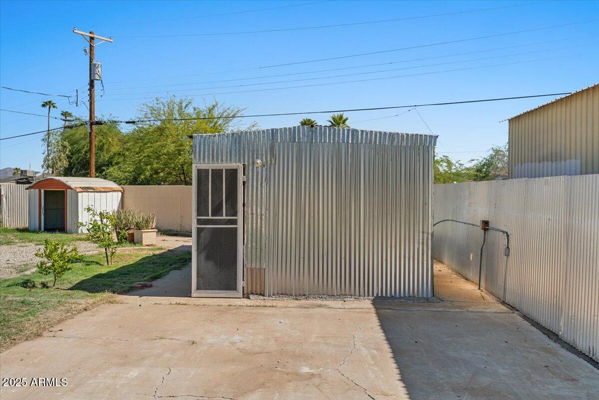 1342 E NANCY Lane