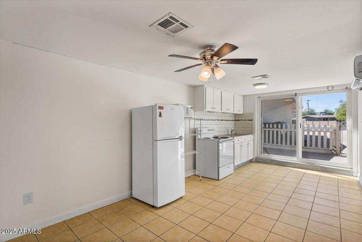1342 E NANCY Lane