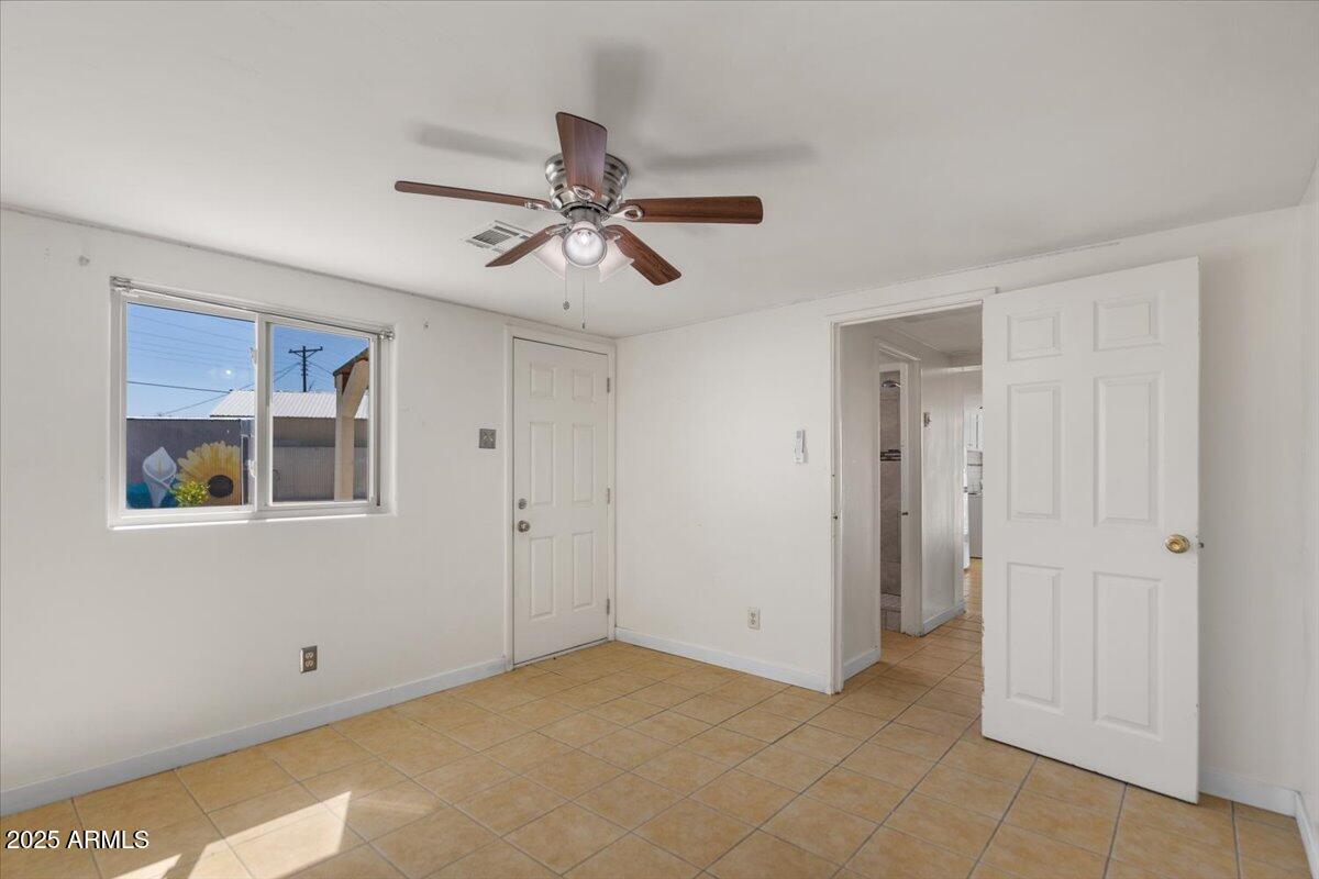 1342 E NANCY Lane