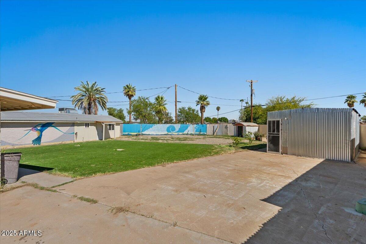 1342 E NANCY Lane