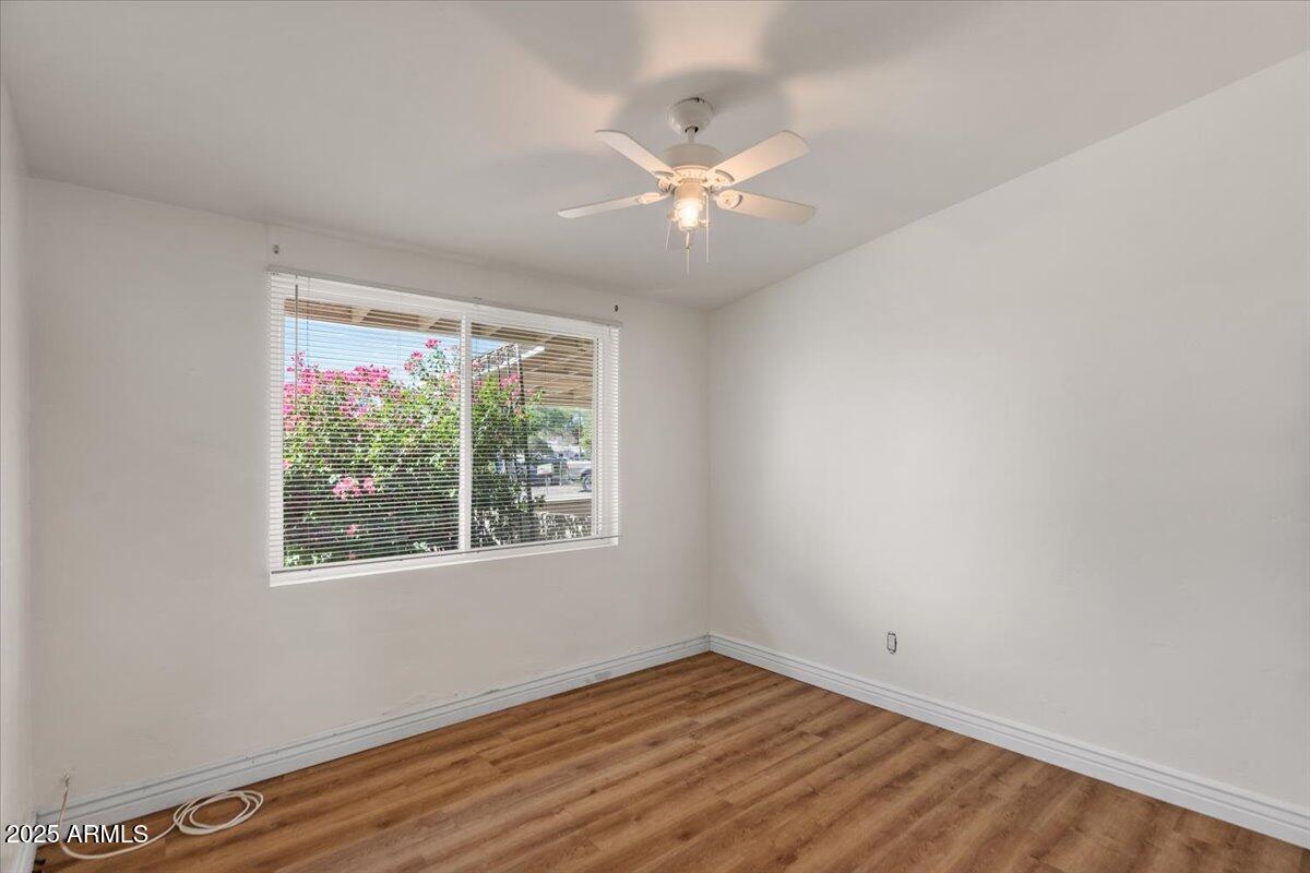 1342 E NANCY Lane