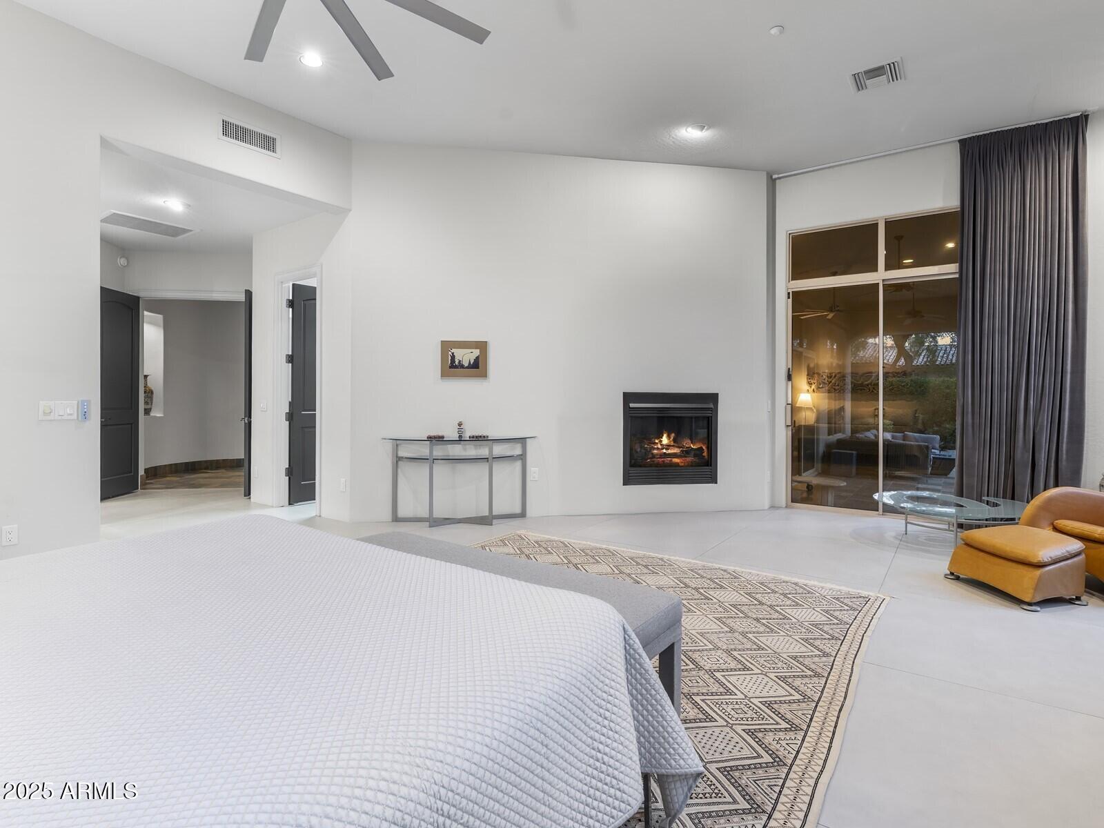 9290 E THOMPSON PEAK Parkway, 142