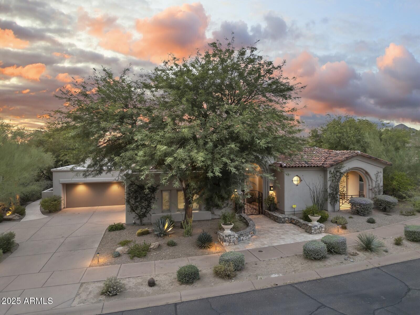 9290 E THOMPSON PEAK Parkway, 142