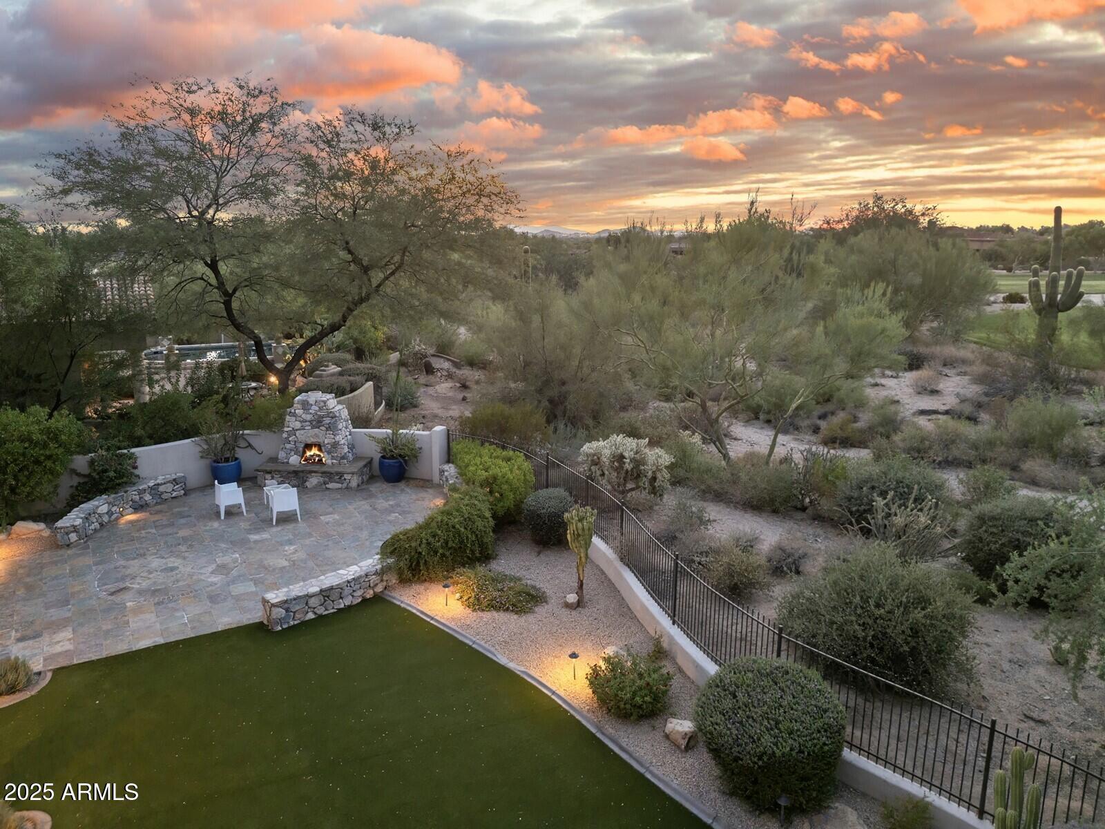 9290 E THOMPSON PEAK Parkway, 142