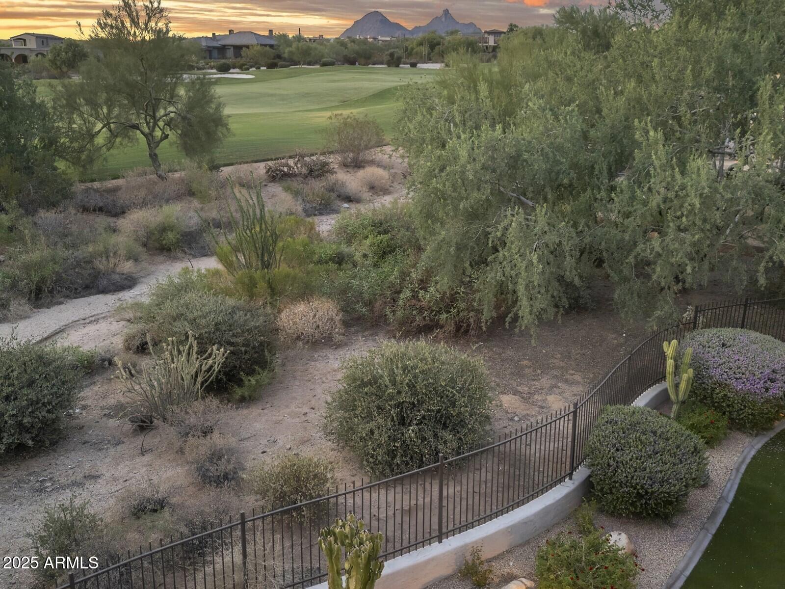 9290 E THOMPSON PEAK Parkway, 142