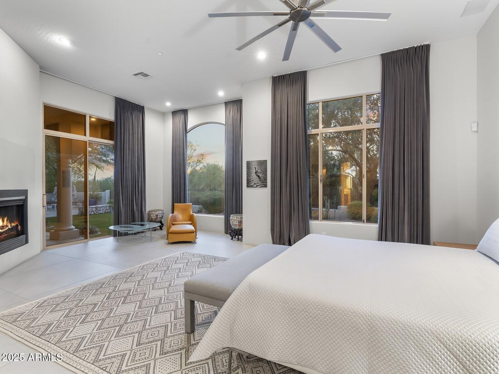 9290 E THOMPSON PEAK Parkway, 142