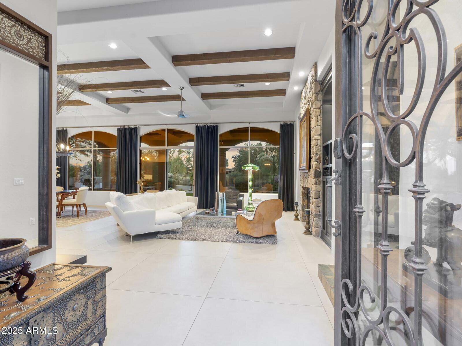 9290 E THOMPSON PEAK Parkway, 142