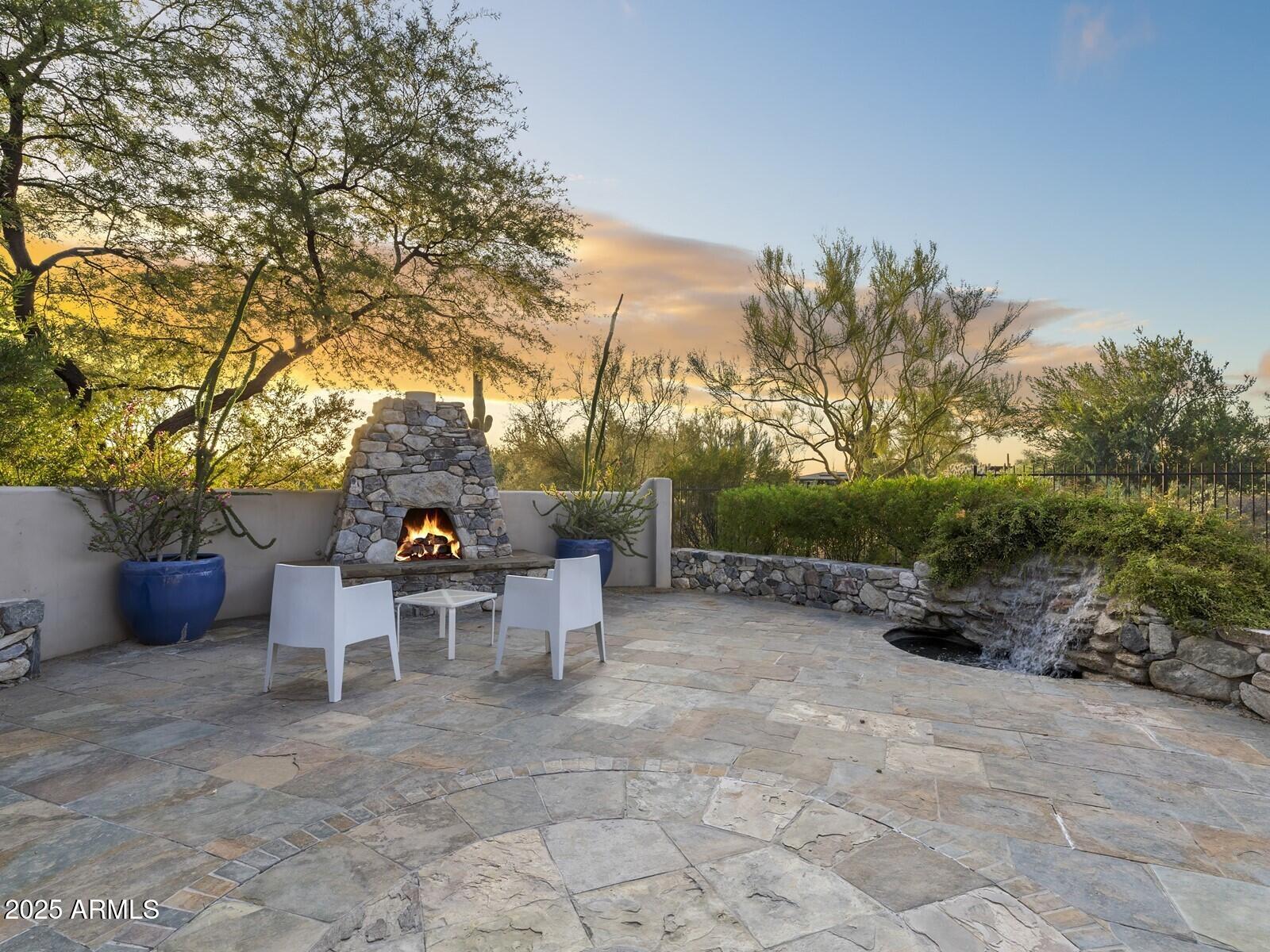 9290 E THOMPSON PEAK Parkway, 142