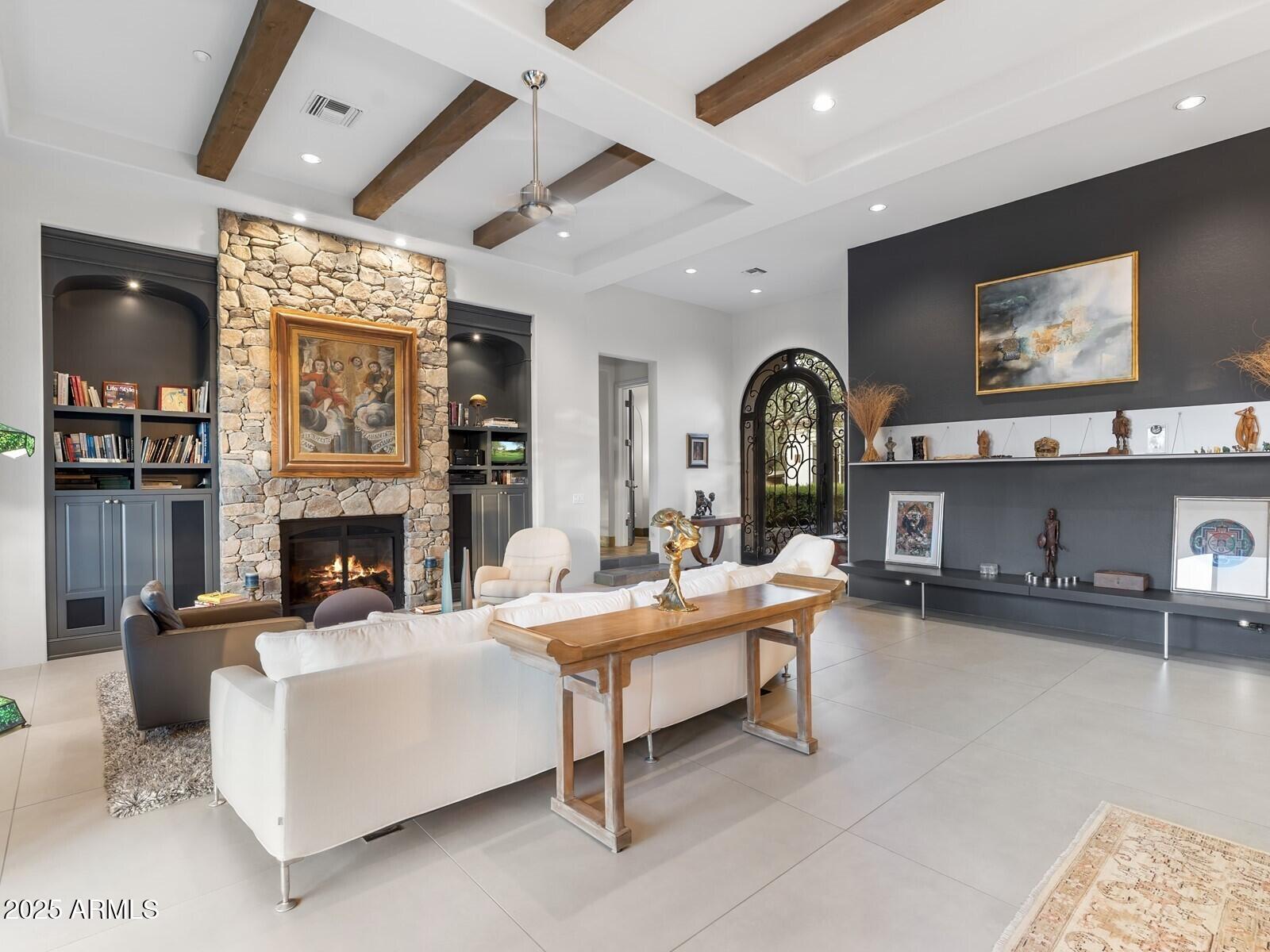 9290 E THOMPSON PEAK Parkway, 142