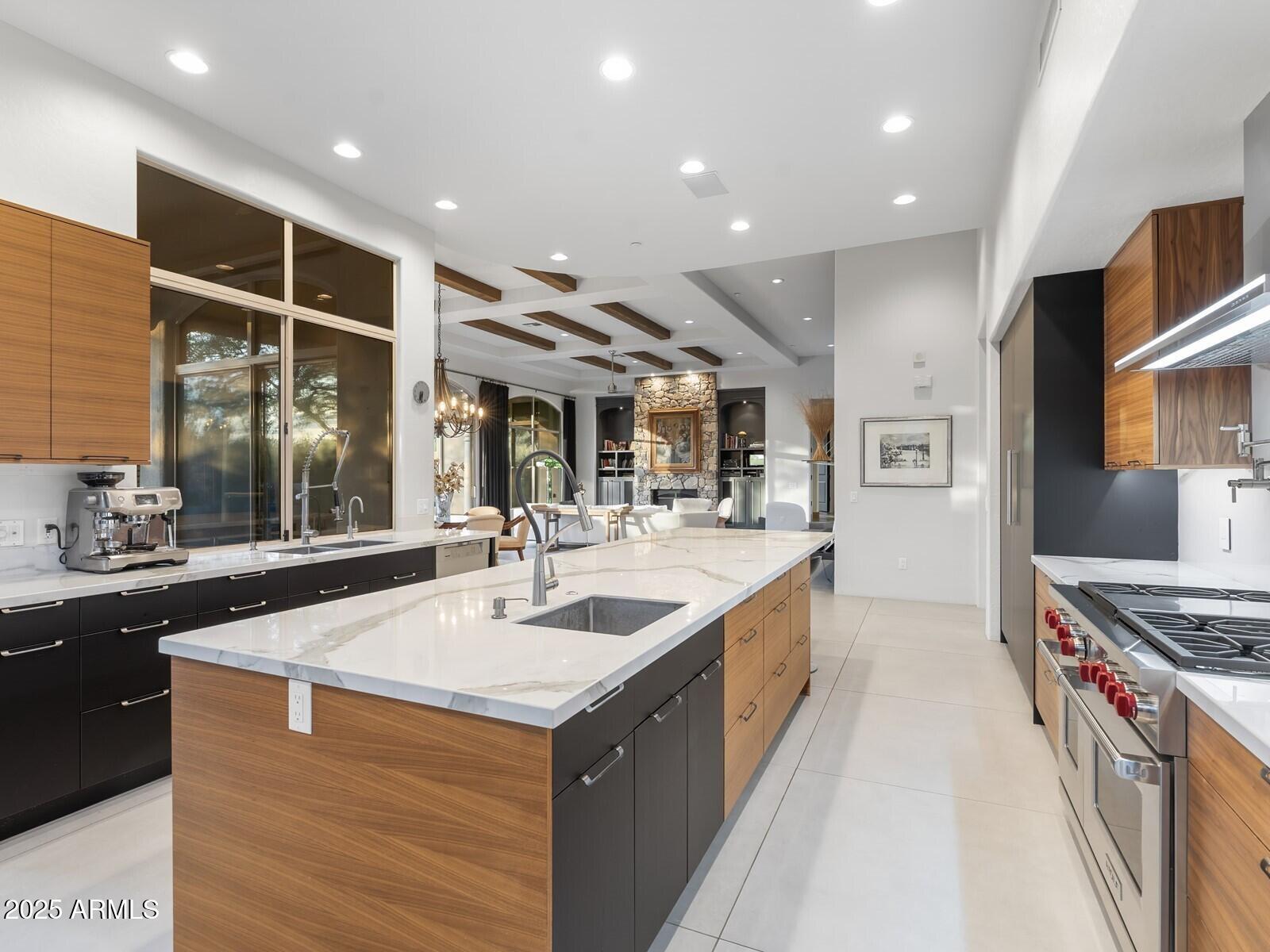 9290 E THOMPSON PEAK Parkway, 142