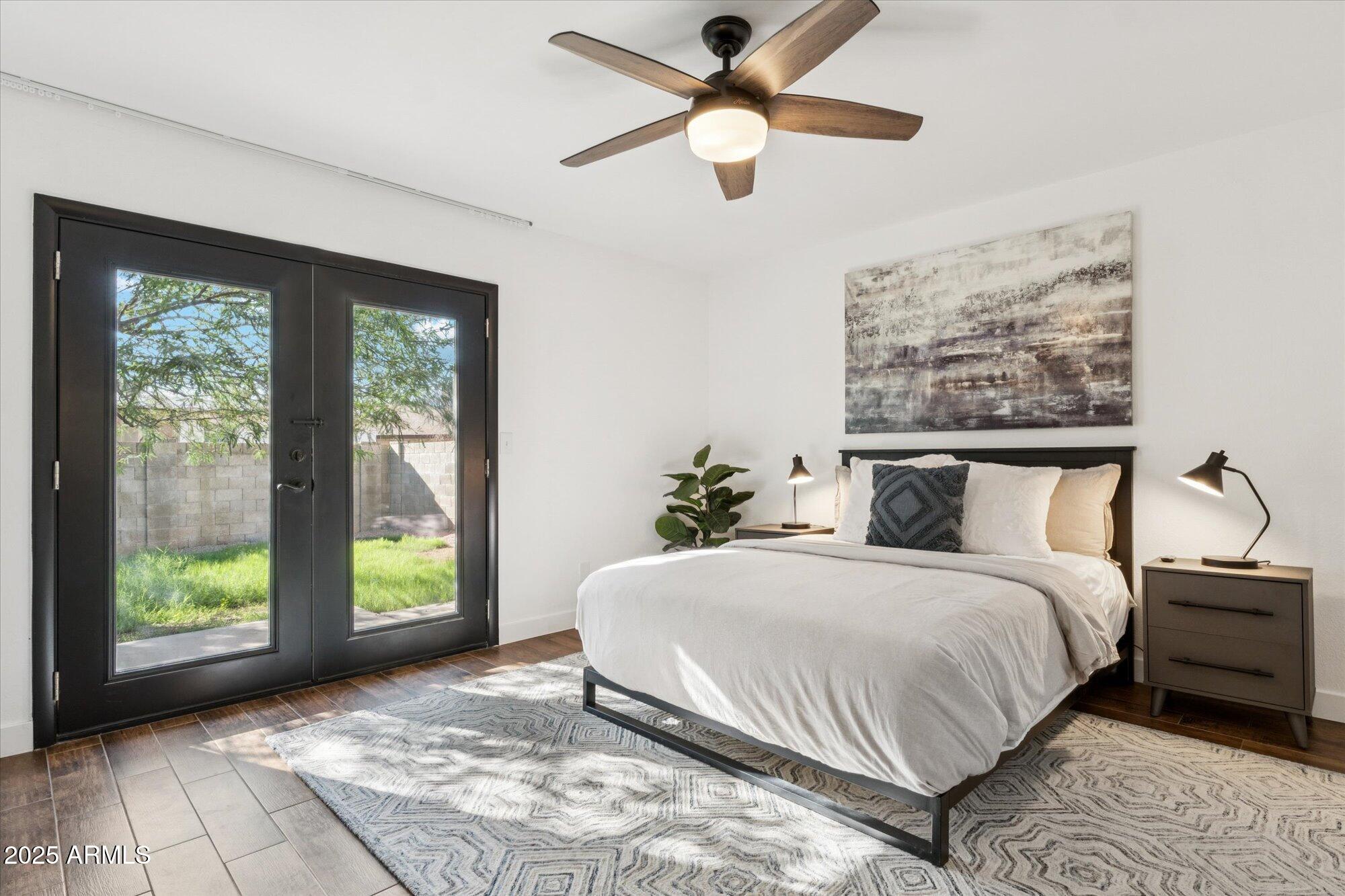 1836 S ROGERS Circle