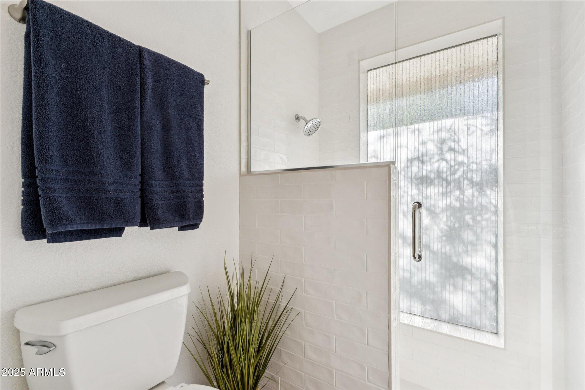 1836 S ROGERS Circle