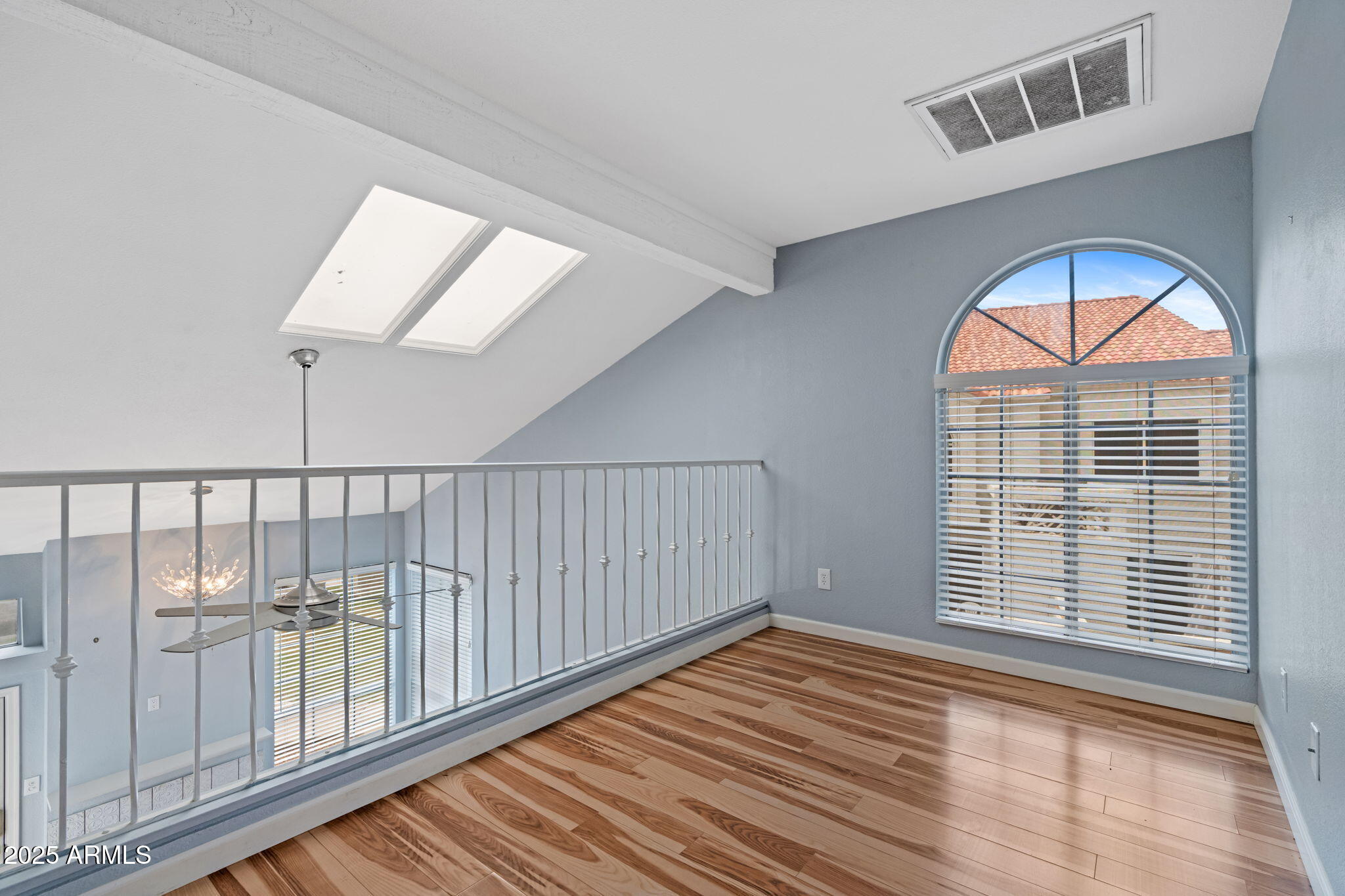 1717 E UNION HILLS Drive, 1044