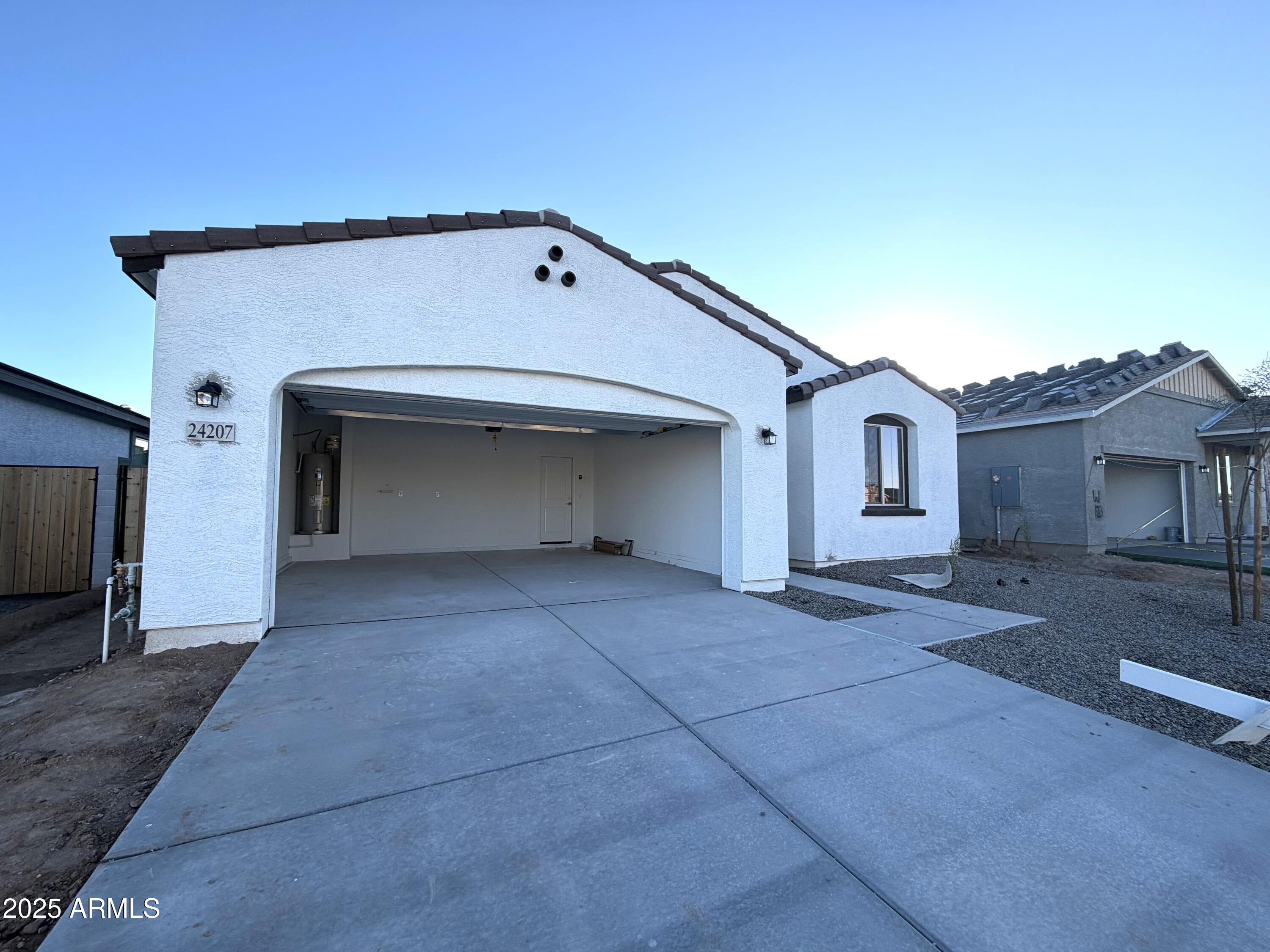 24207 W BOWKER Street