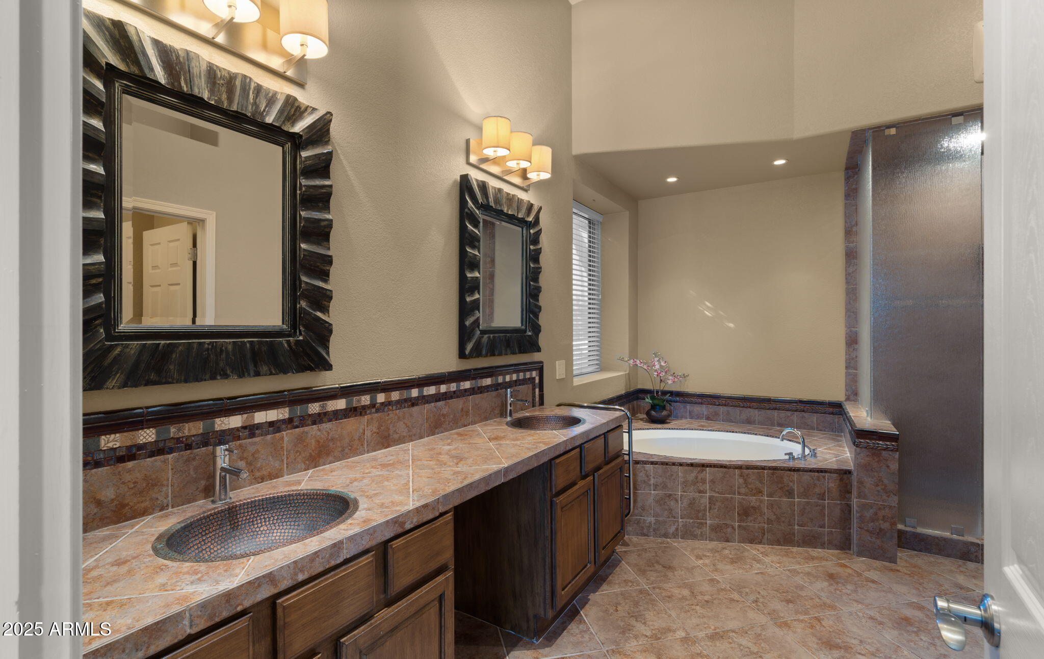 6005 E SMOKEHOUSE Trail