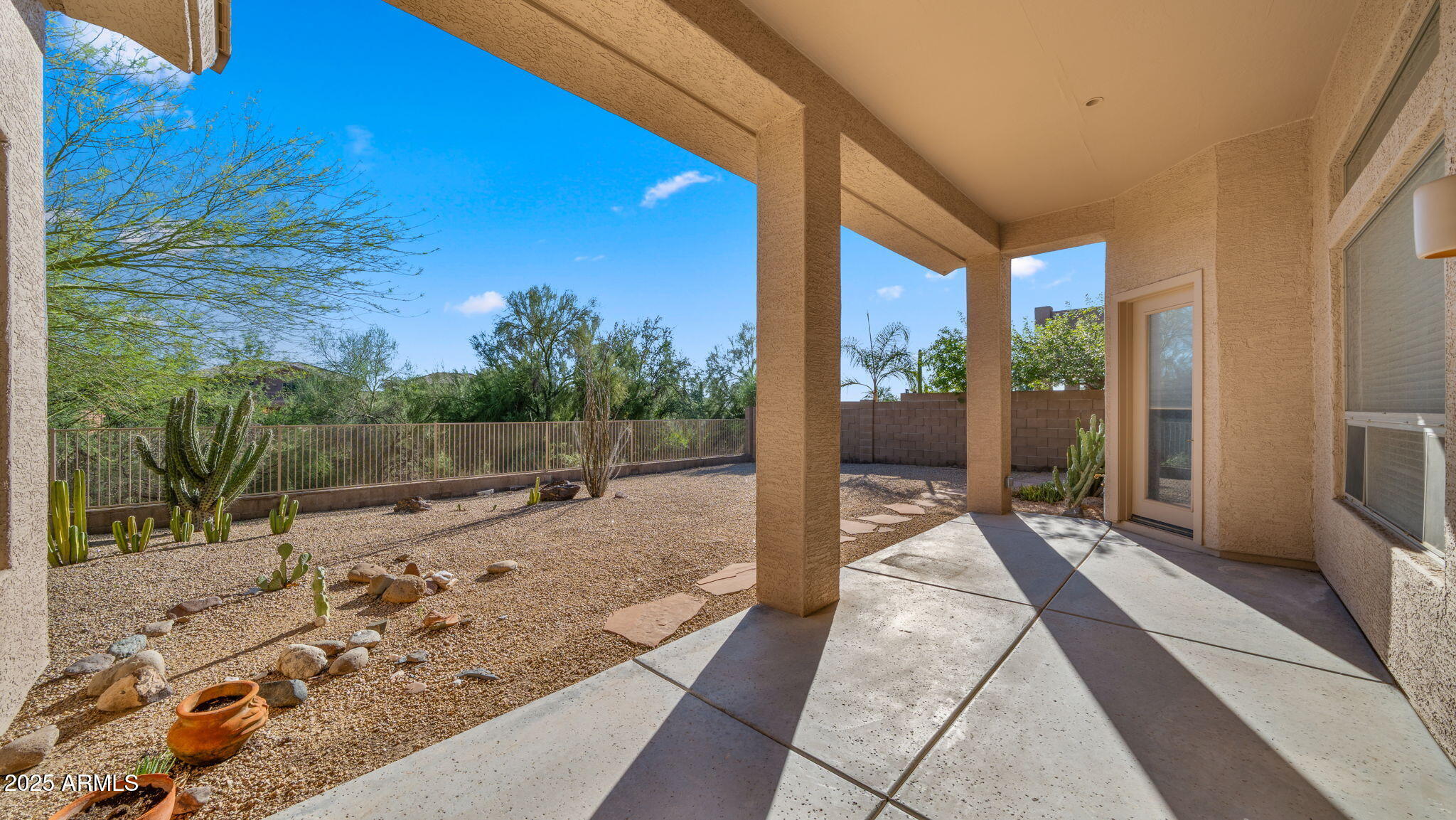 6005 E SMOKEHOUSE Trail