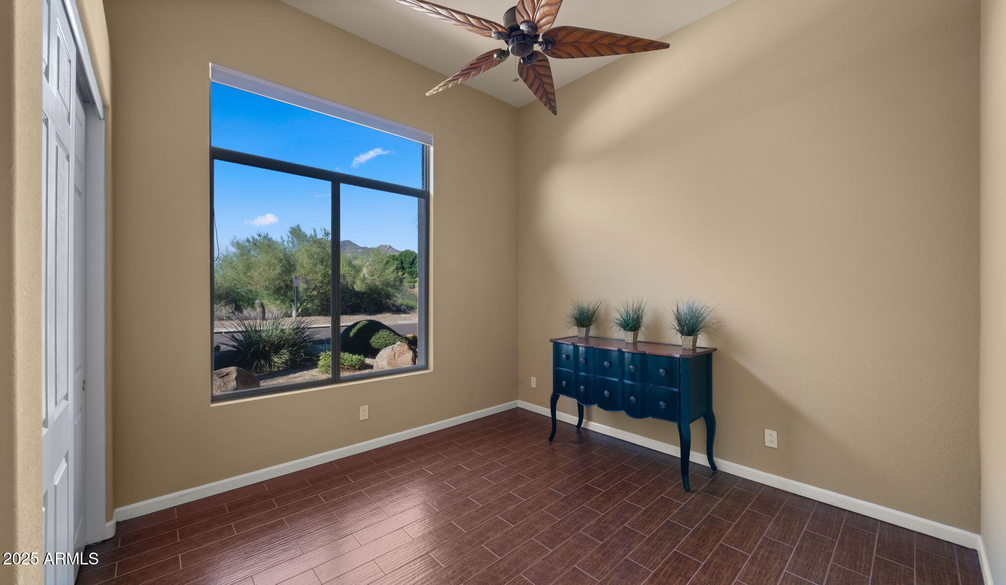 6005 E SMOKEHOUSE Trail