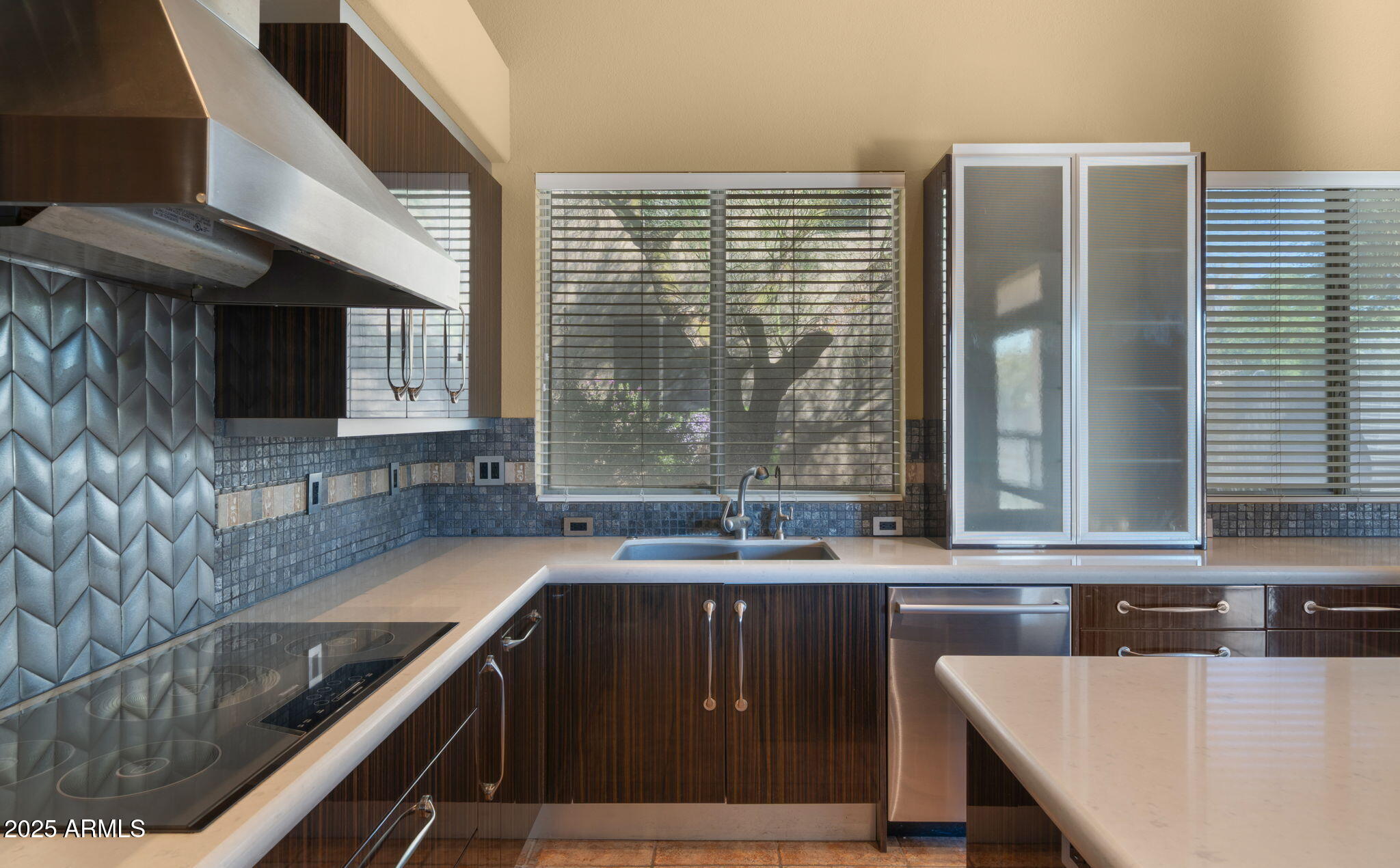 6005 E SMOKEHOUSE Trail