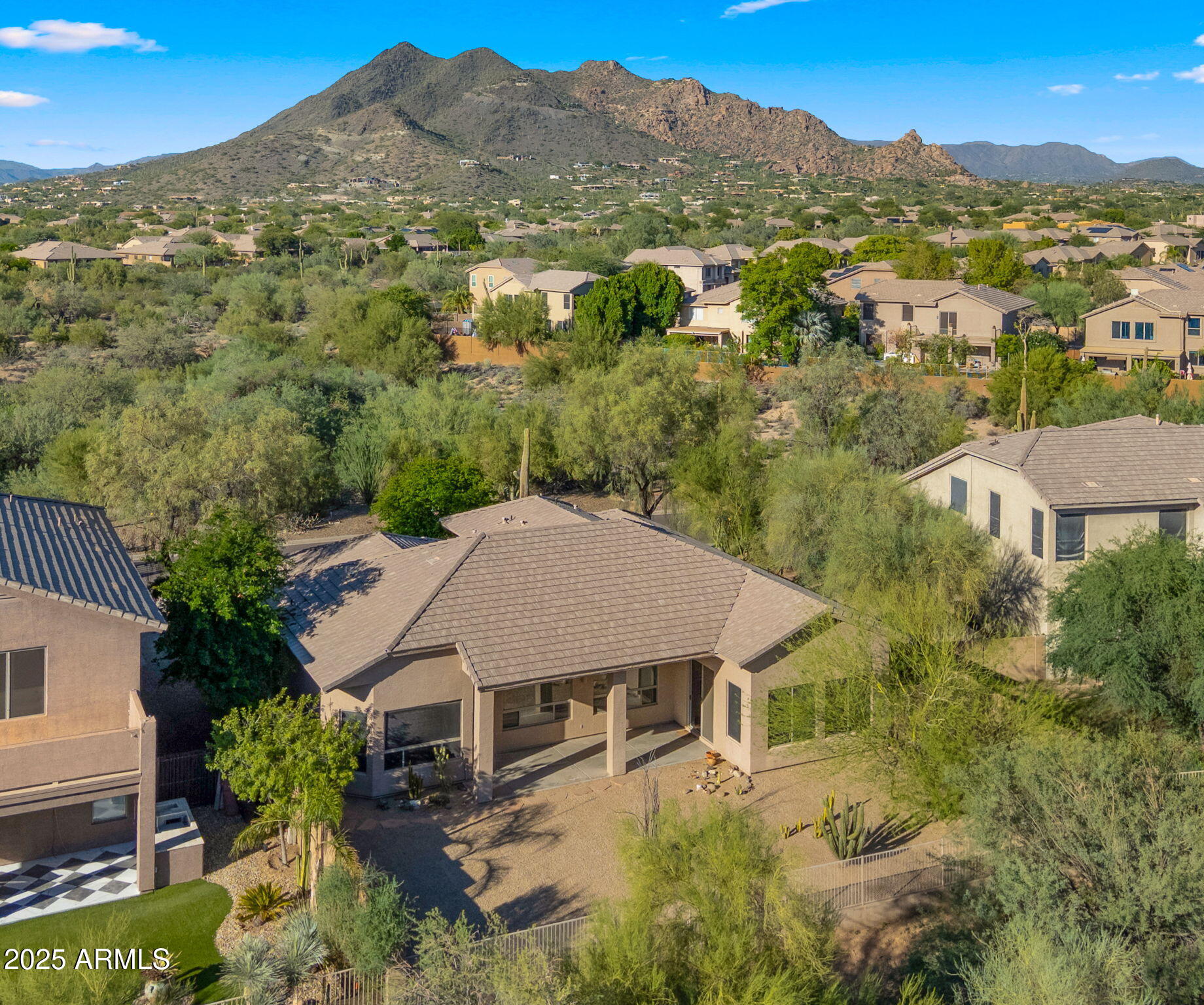 6005 E SMOKEHOUSE Trail