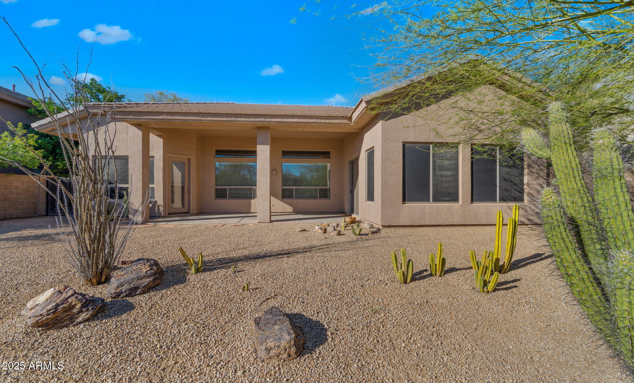 6005 E SMOKEHOUSE Trail