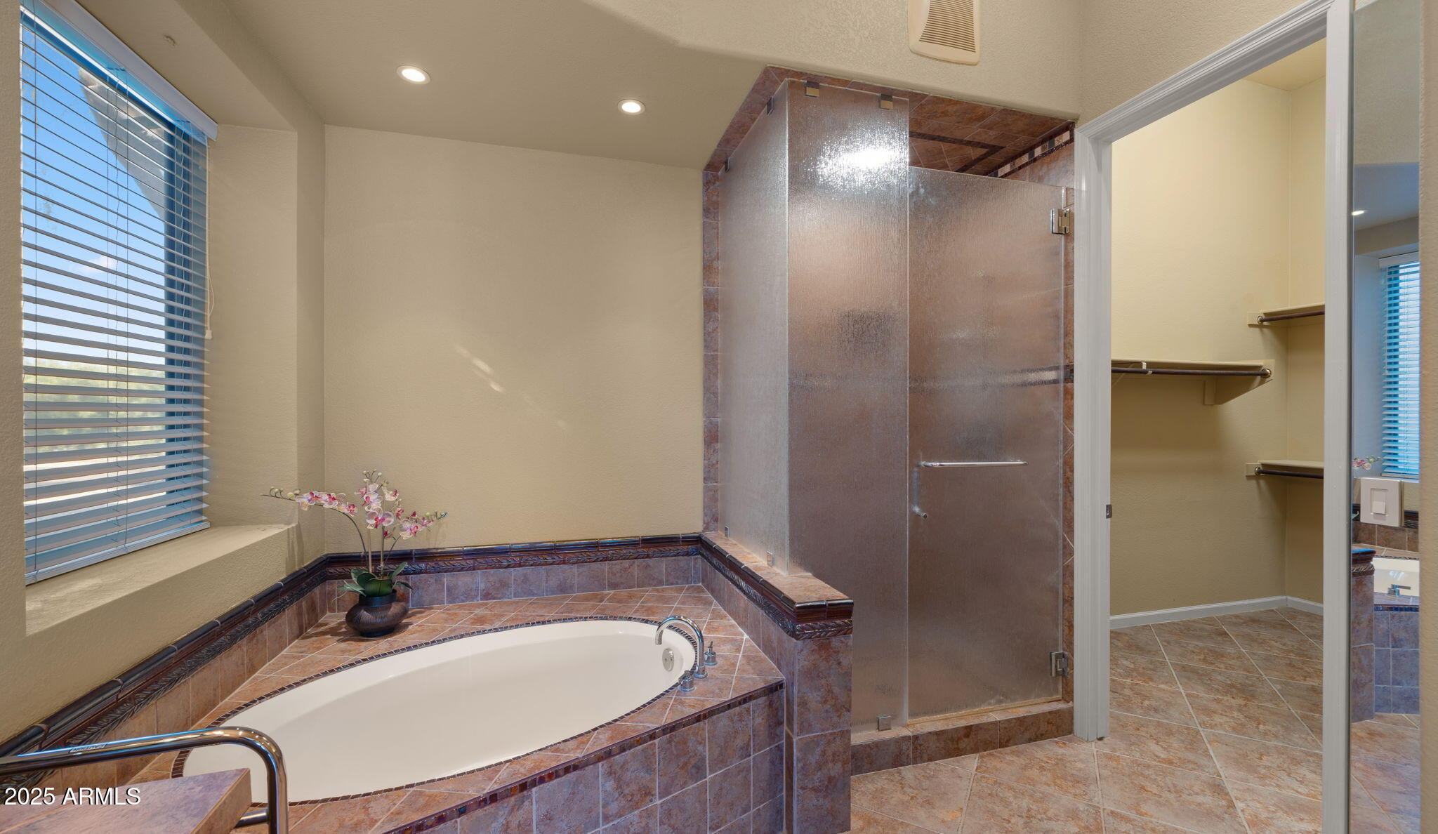 6005 E SMOKEHOUSE Trail