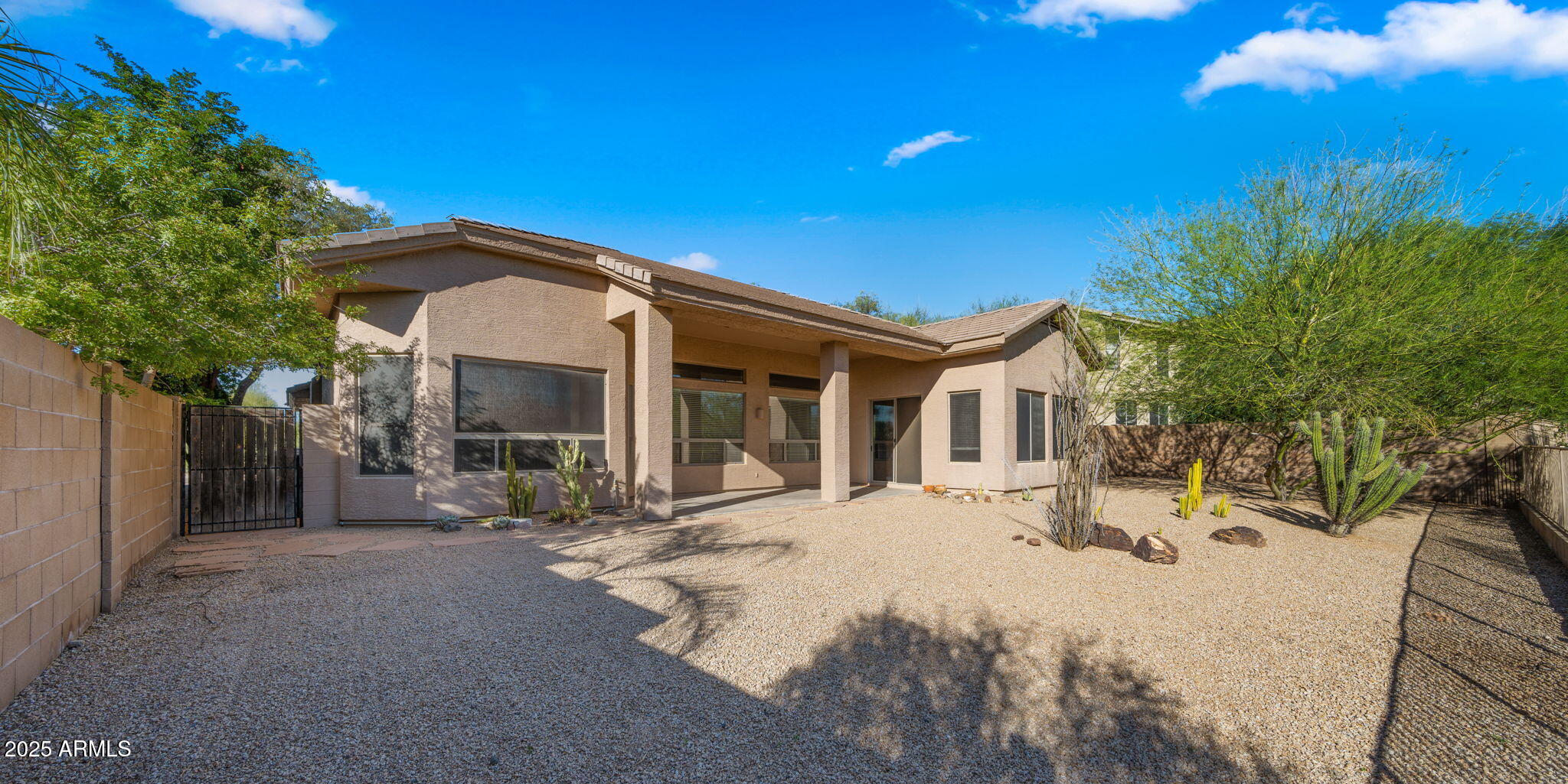 6005 E SMOKEHOUSE Trail