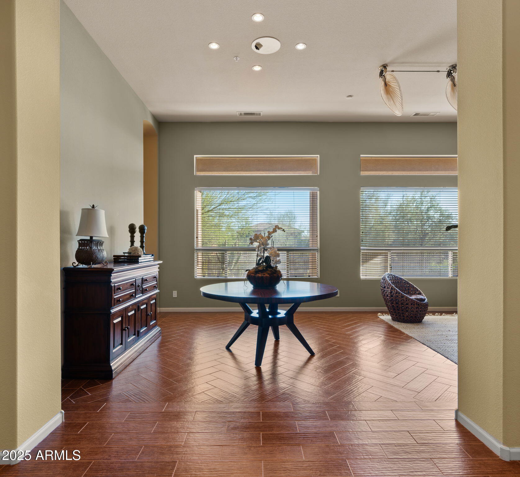 6005 E SMOKEHOUSE Trail