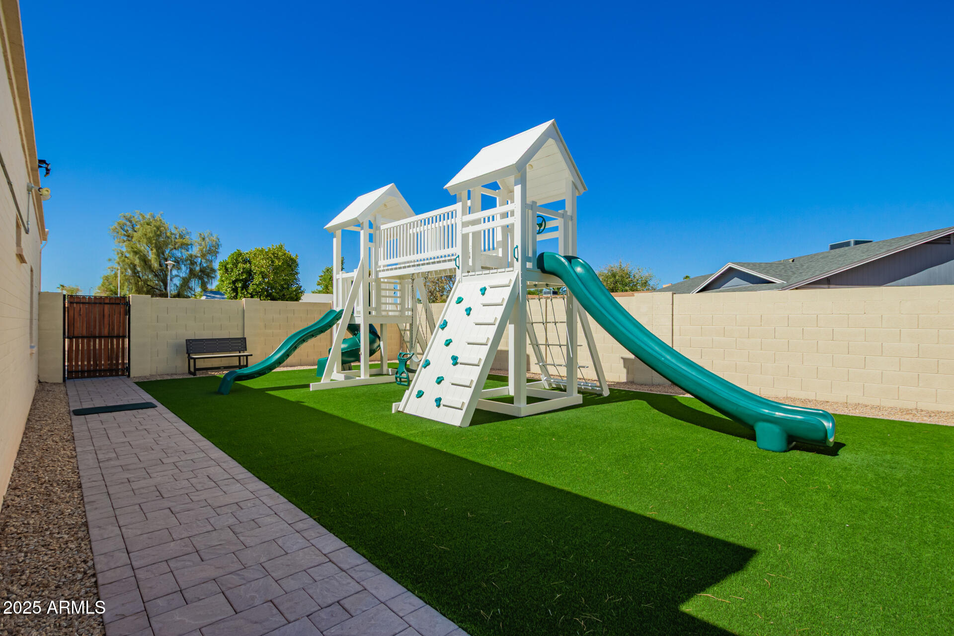 13409 N 47TH Place, Phoenix