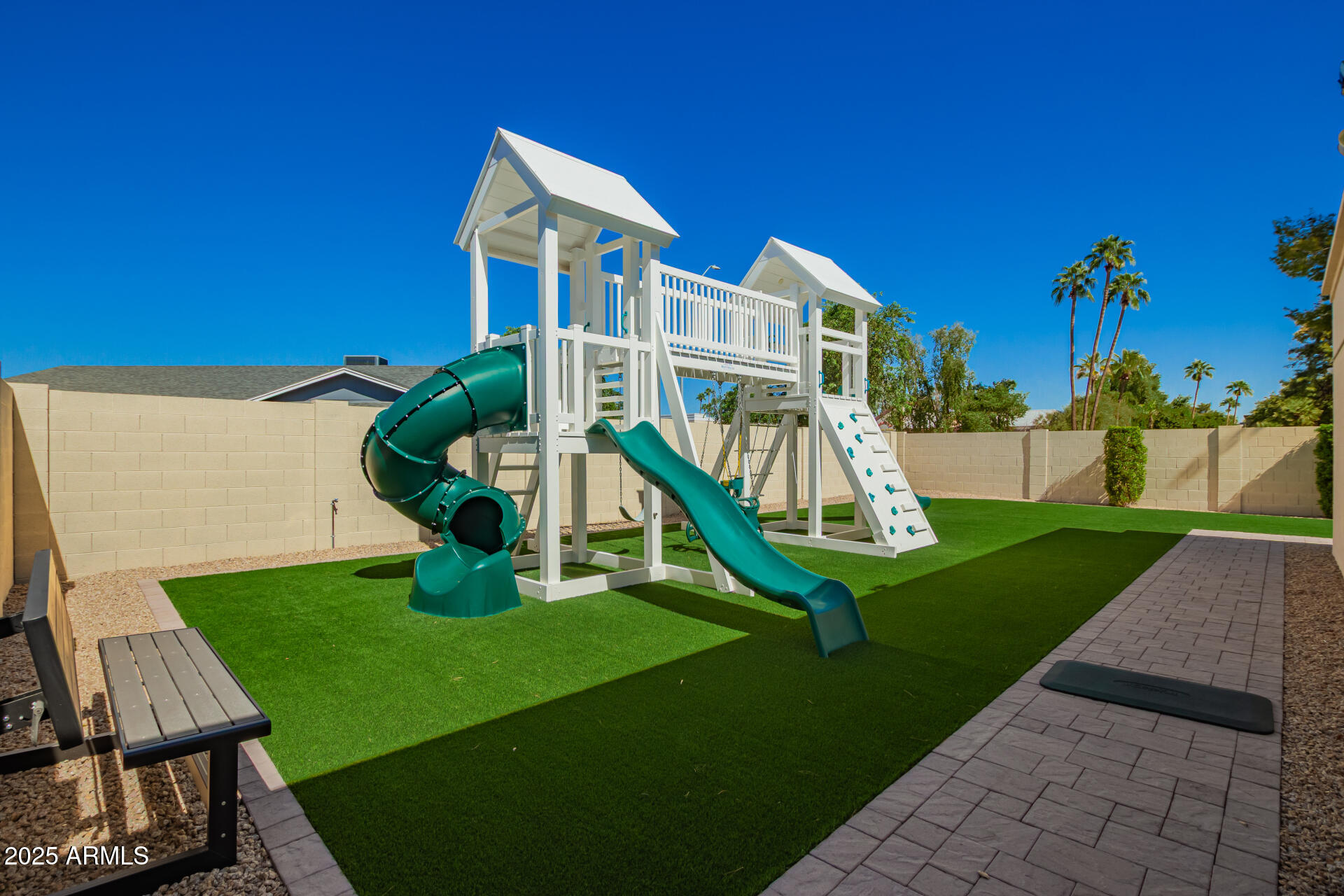 13409 N 47TH Place, Phoenix