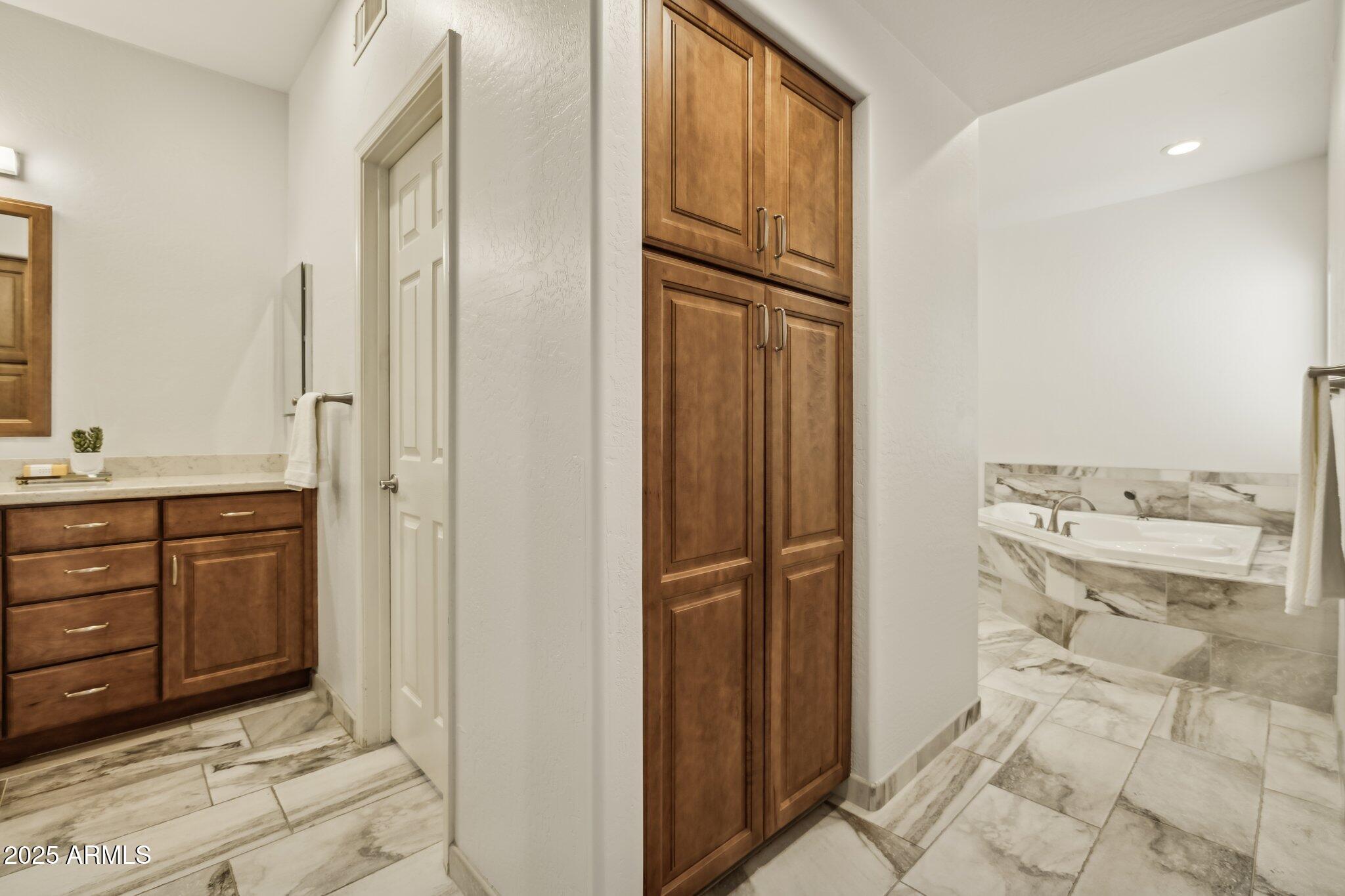 11488 E BELLA VISTA Drive