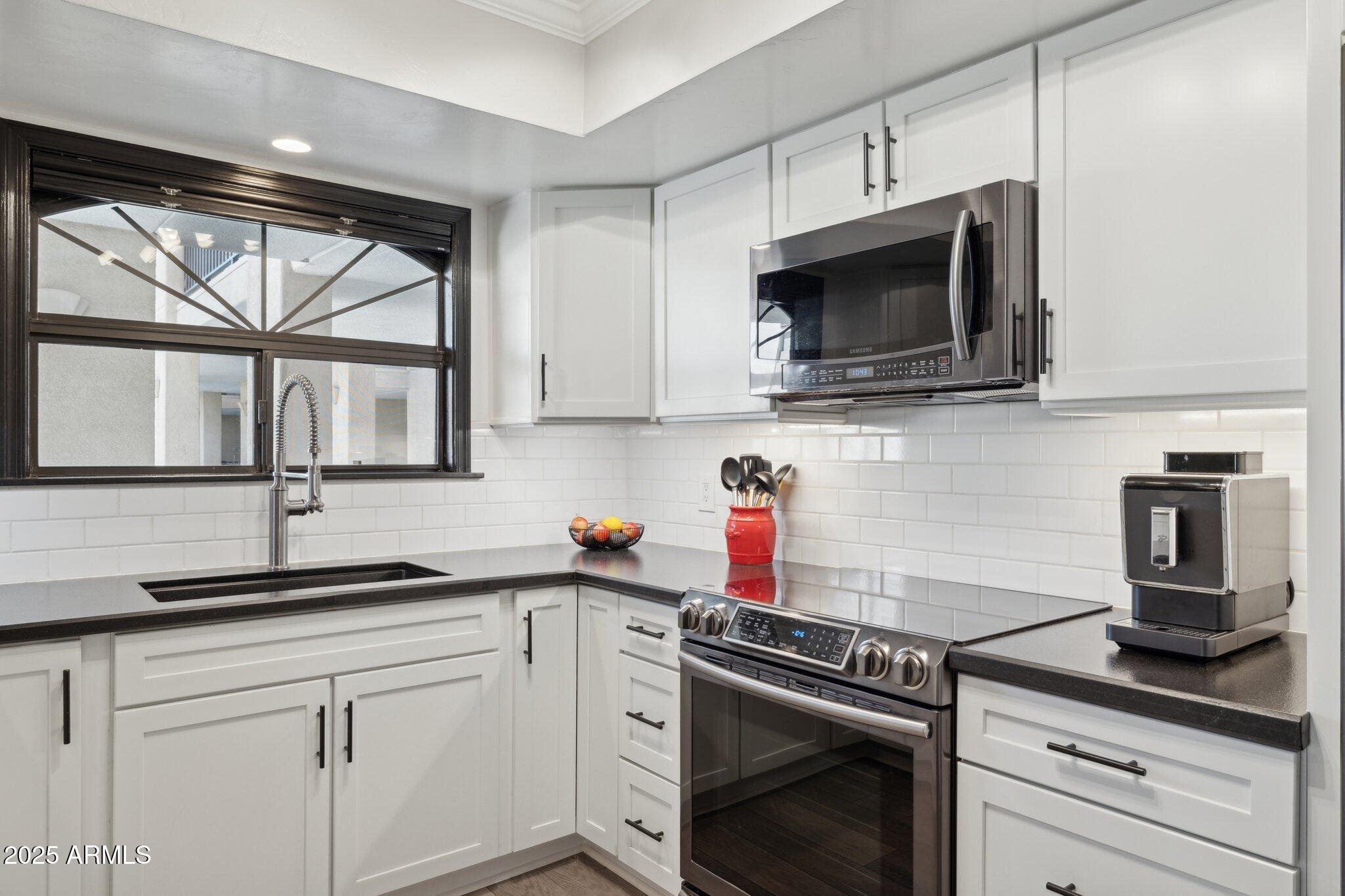 5104 N 32ND Street, 218